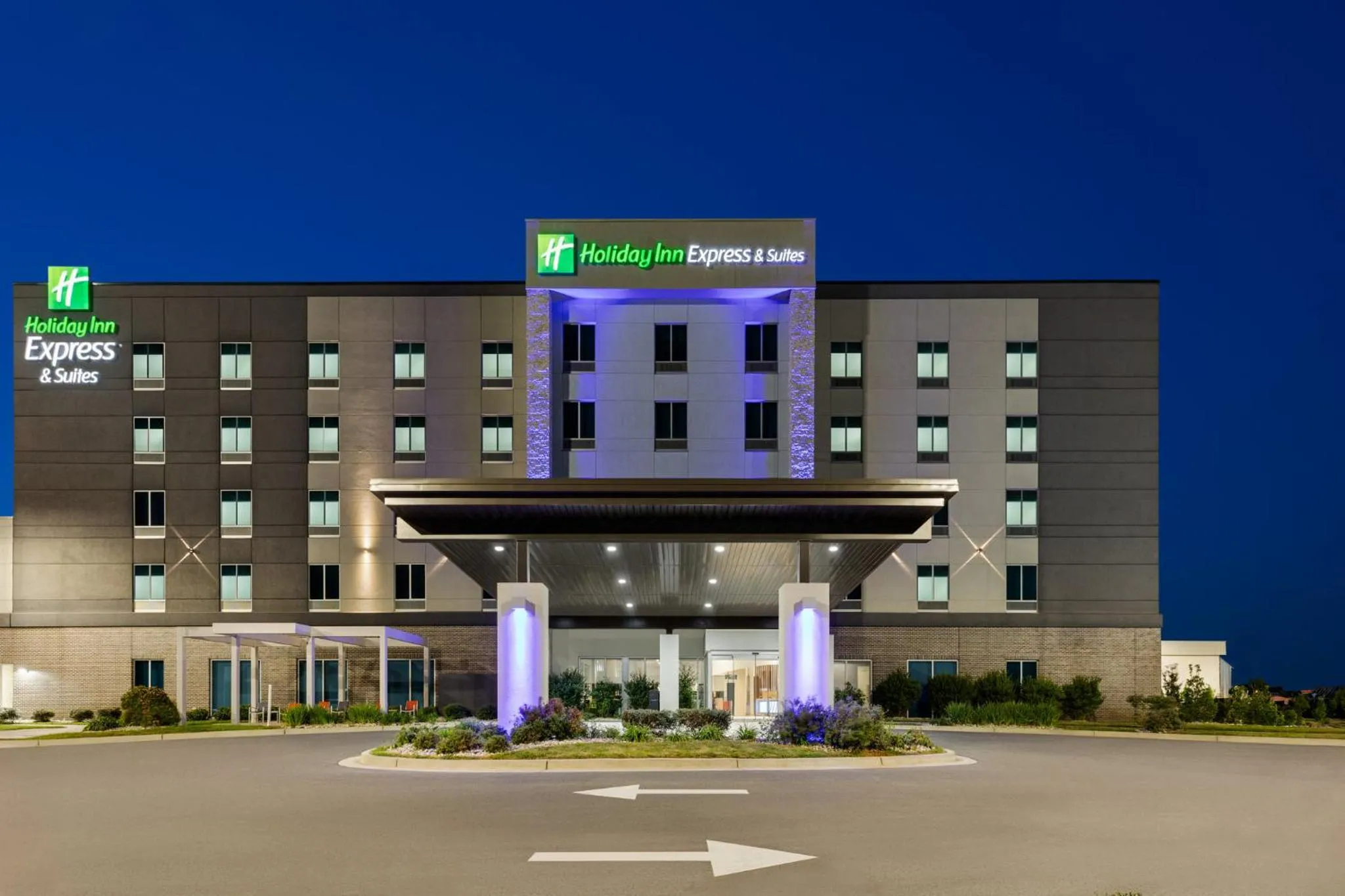 Property building in Holiday Inn Express & Suites - Dalton - Walnut Ave by IHG