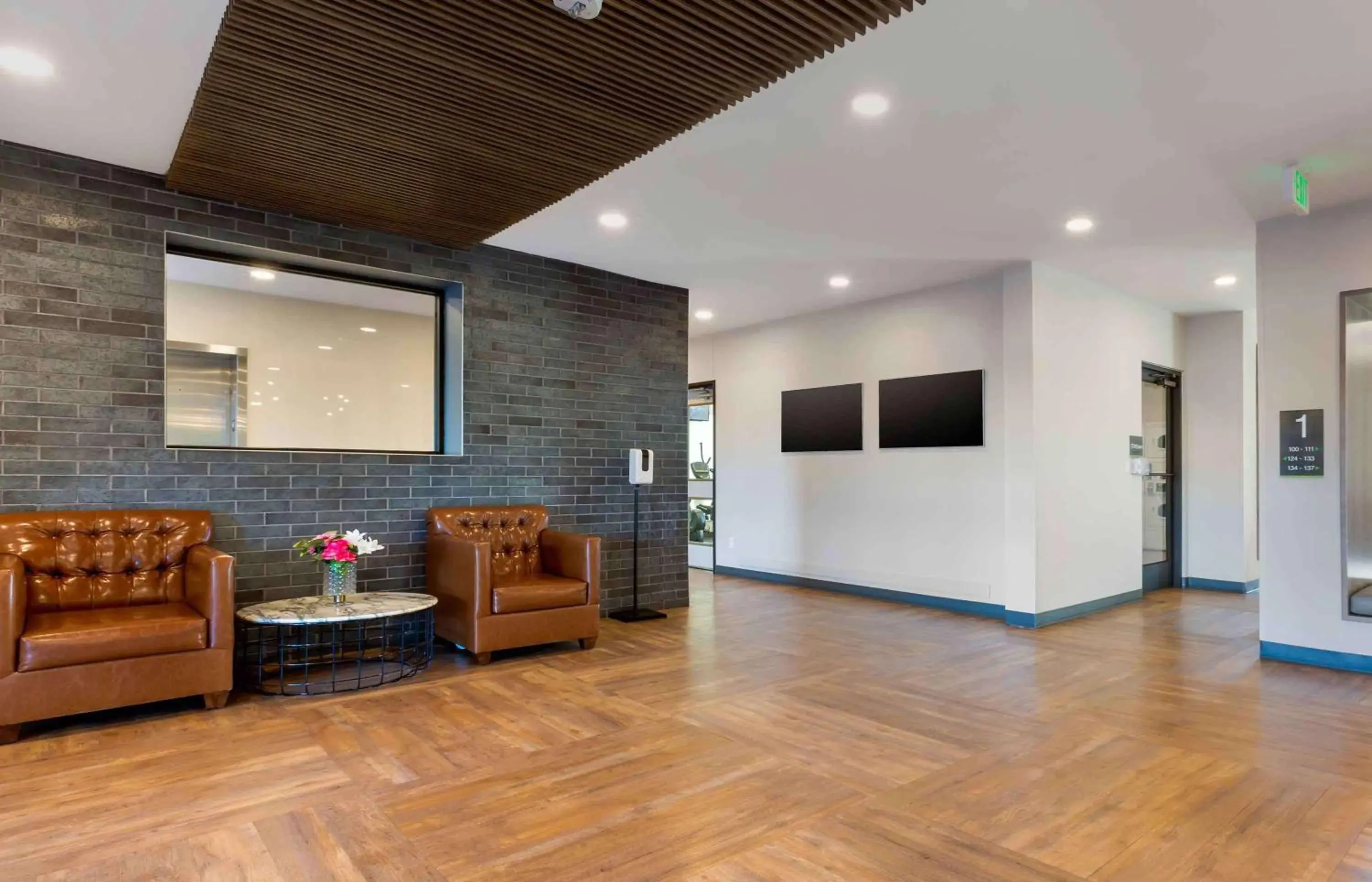 Lobby or reception in Extended Stay America Premier Suites - Phoenix - Chandler - Downtown Lobby or reception in Extended Stay America Premier Suites - Phoenix - Chandler - Downtown