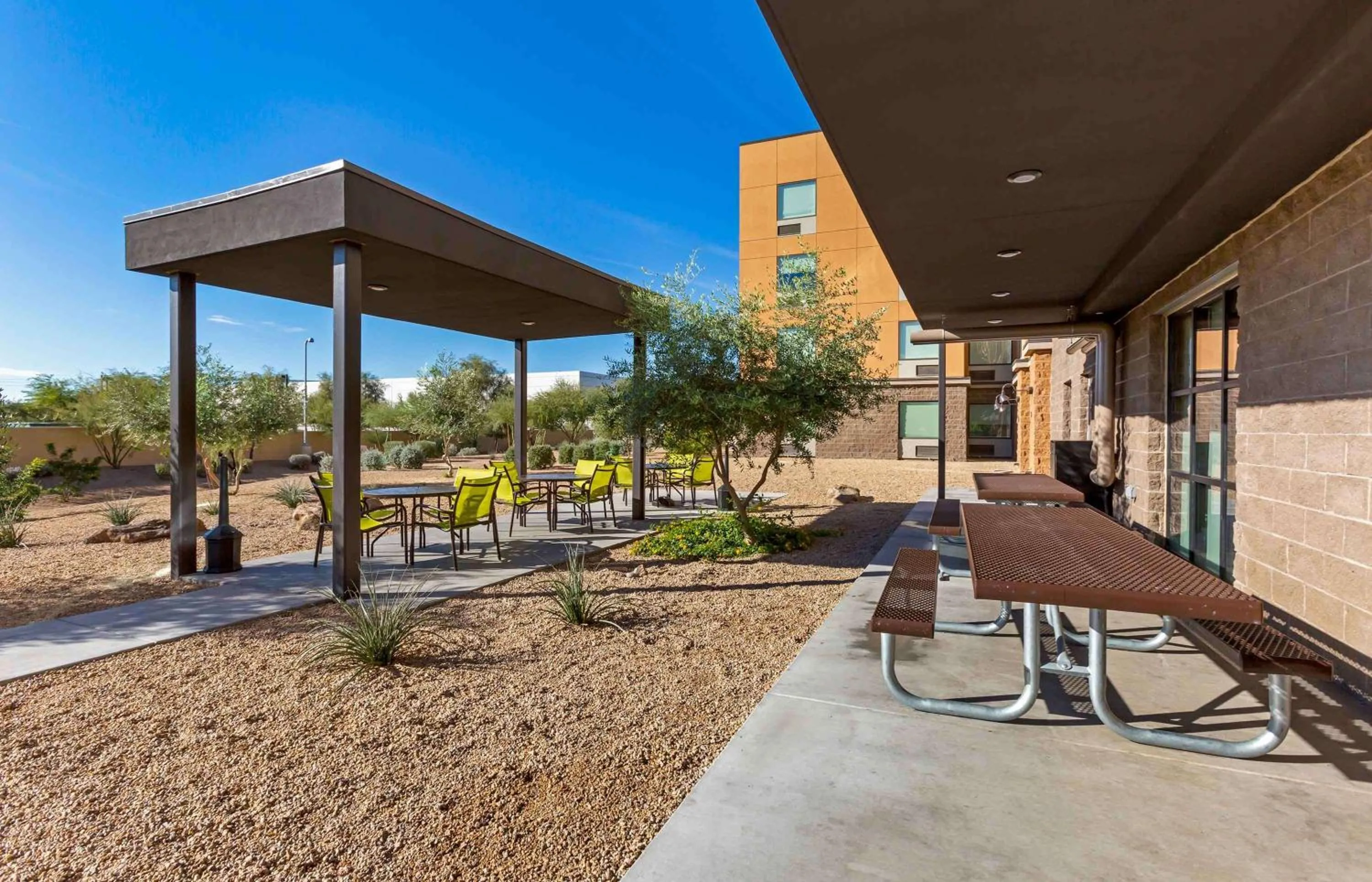 Property building in Extended Stay America Premier Suites - Phoenix - Chandler - Downtown