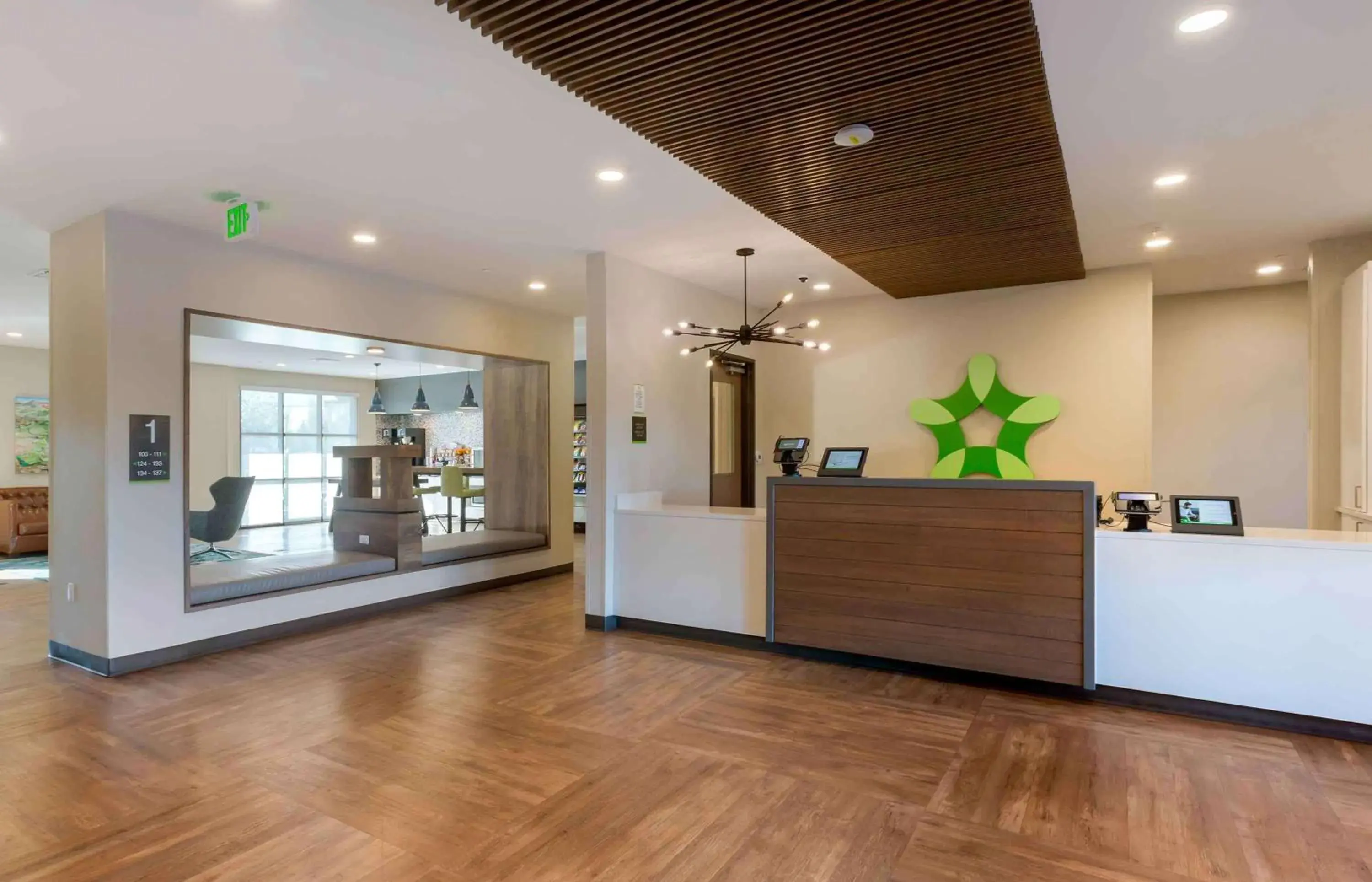 Lobby or reception in Extended Stay America Premier Suites - Phoenix - Chandler - Downtown Lobby or reception in Extended Stay America Premier Suites - Phoenix - Chandler - Downtown