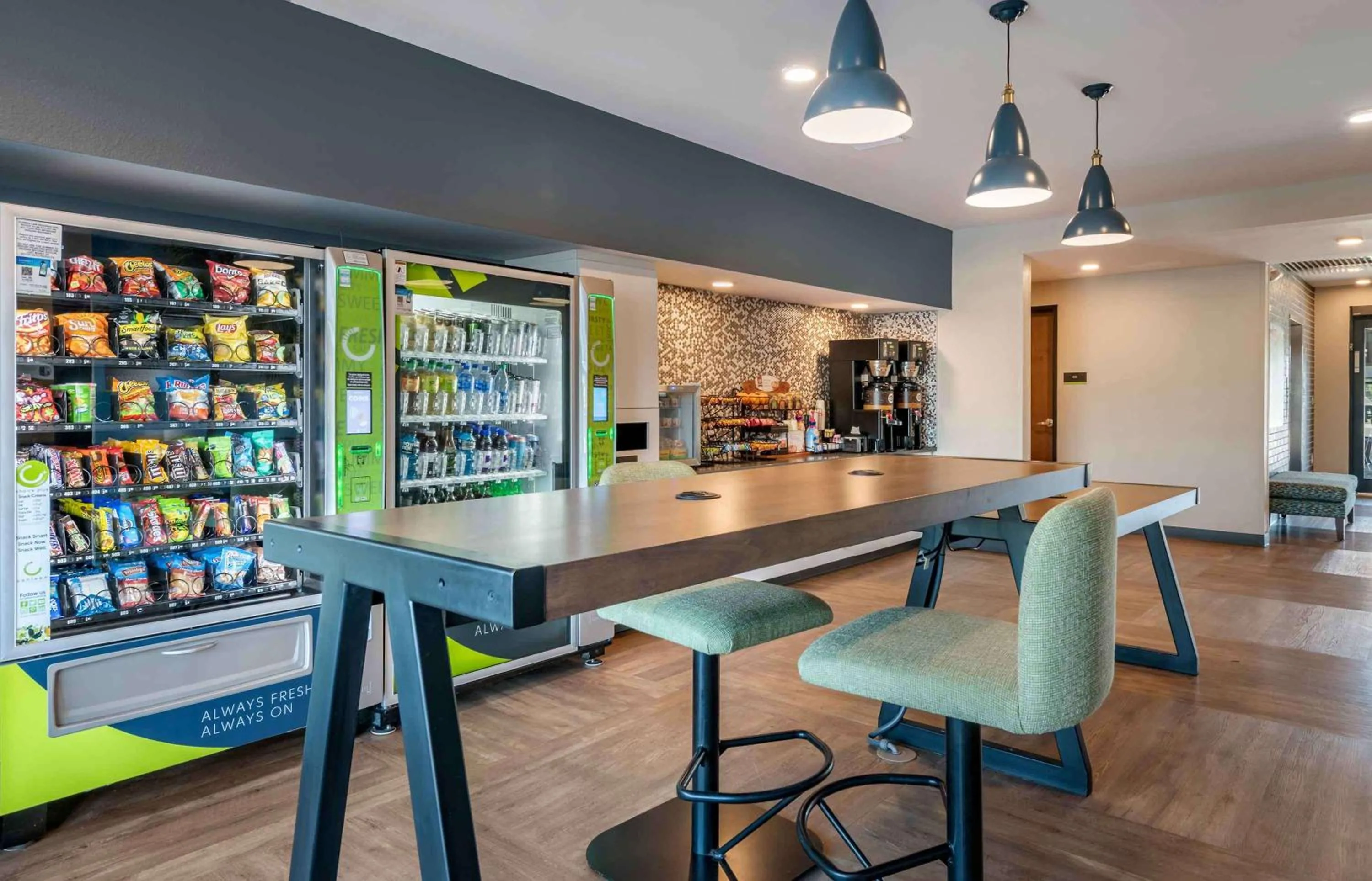 Breakfast in Extended Stay America Premier Suites - Tampa - Gibsonton - Riverview