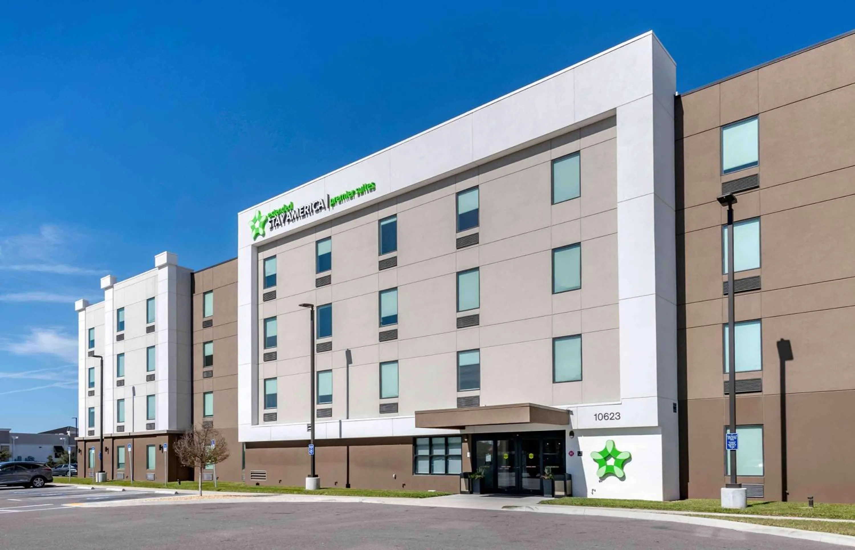 Property building in Extended Stay America Premier Suites - Tampa - Gibsonton - Riverview