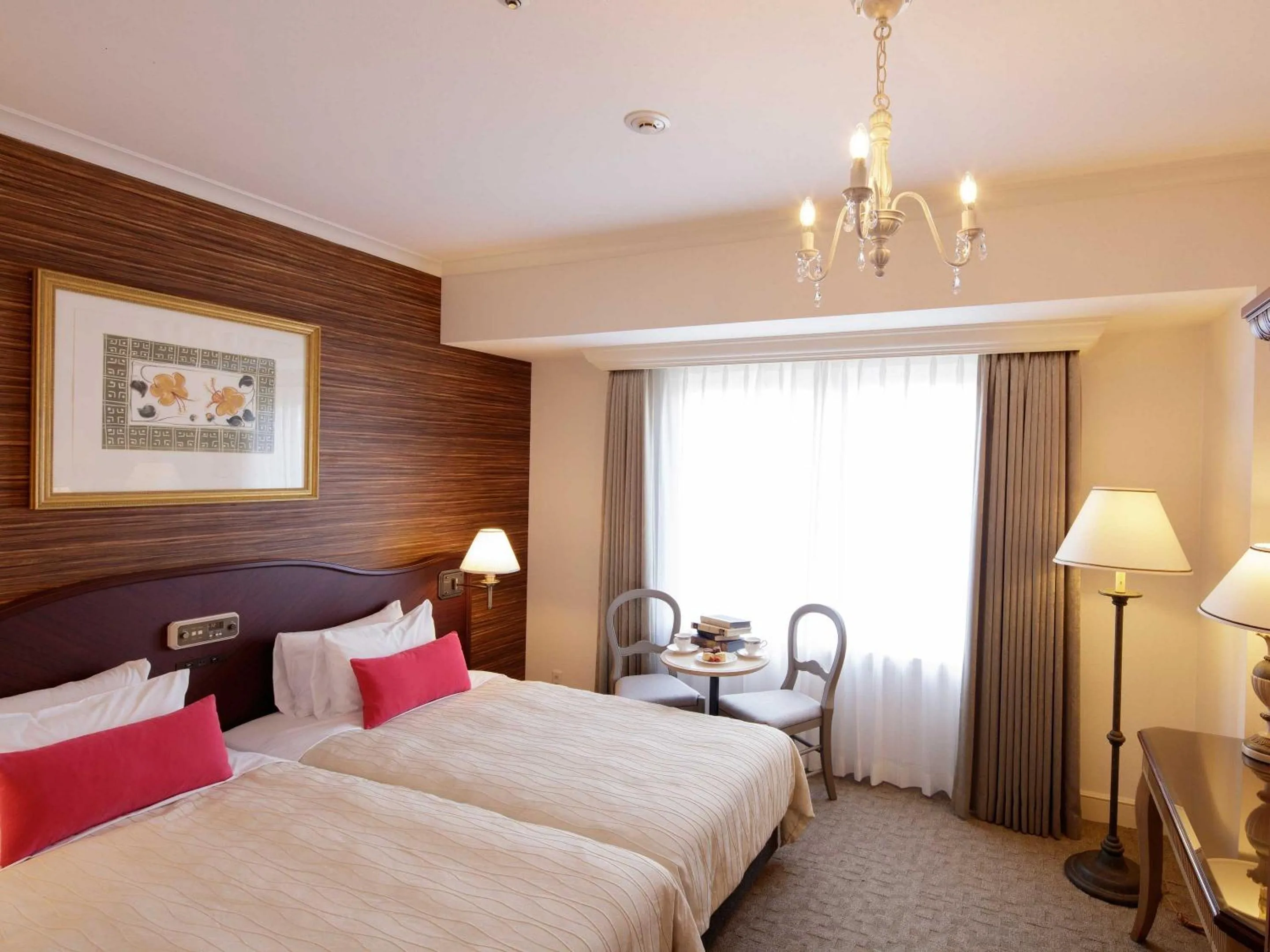 Bed in Sendai Royal Park Hotel