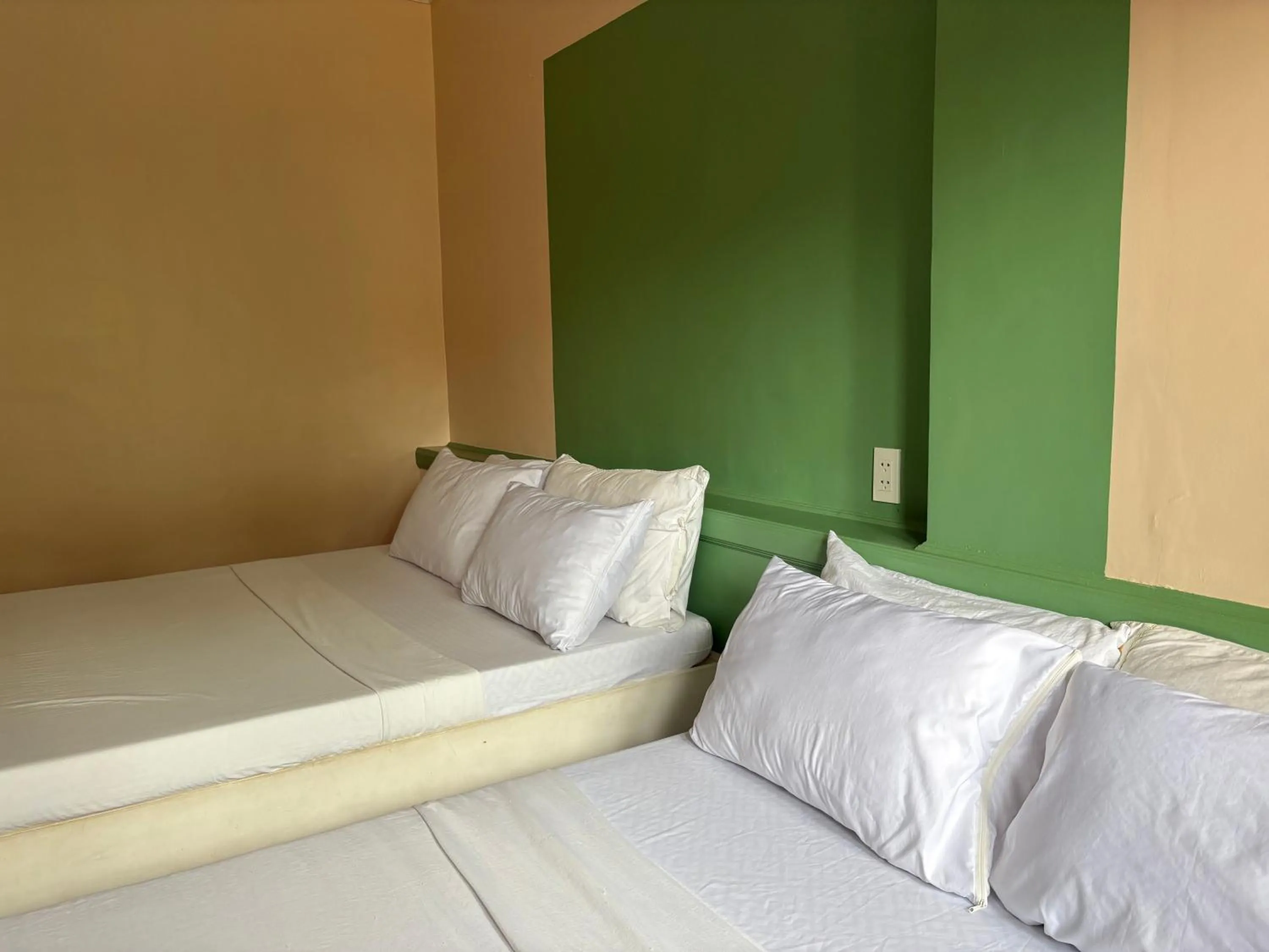 Bed in Stefanie Grace Inn