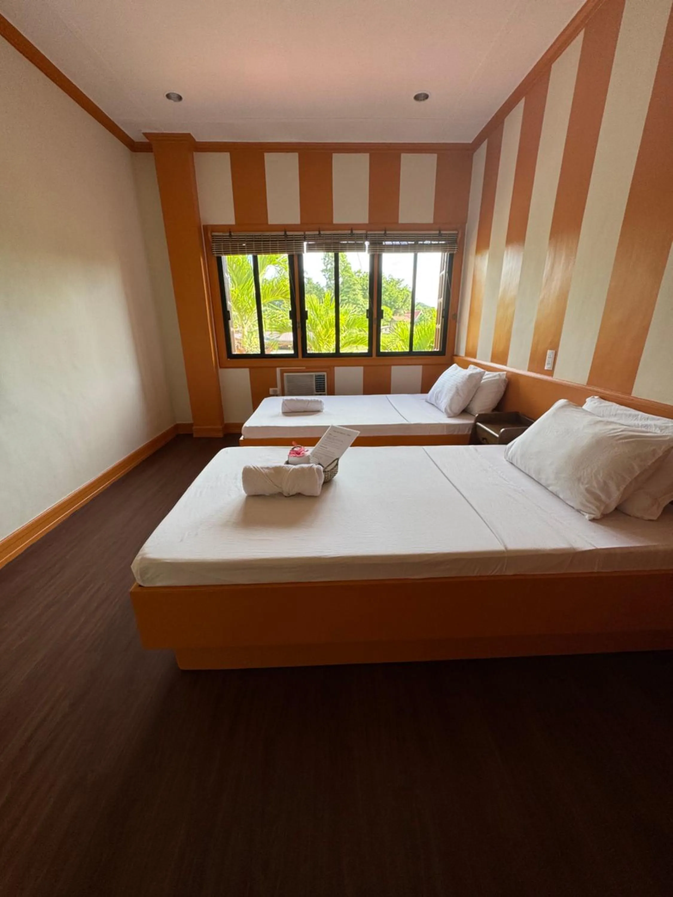 Bed in Stefanie Grace Inn