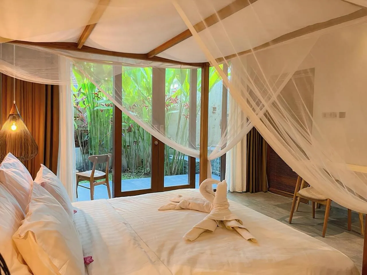 Bed in The Moonci
