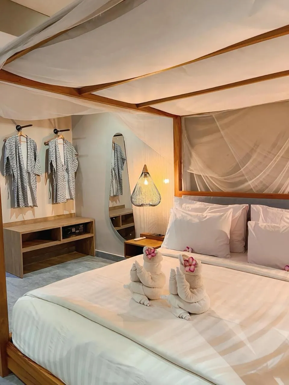 Bed in The Moonci
