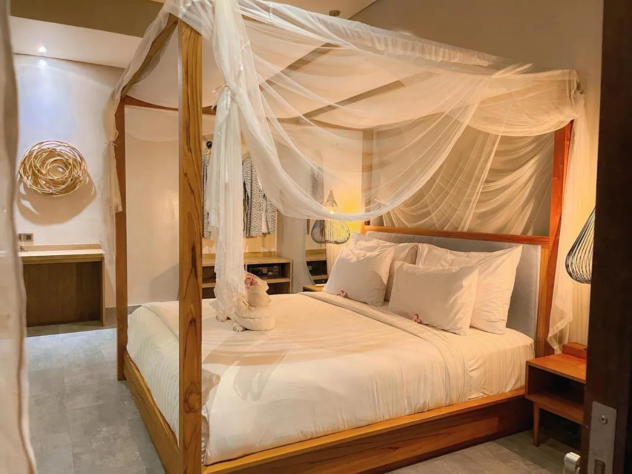 Bed in The Moonci