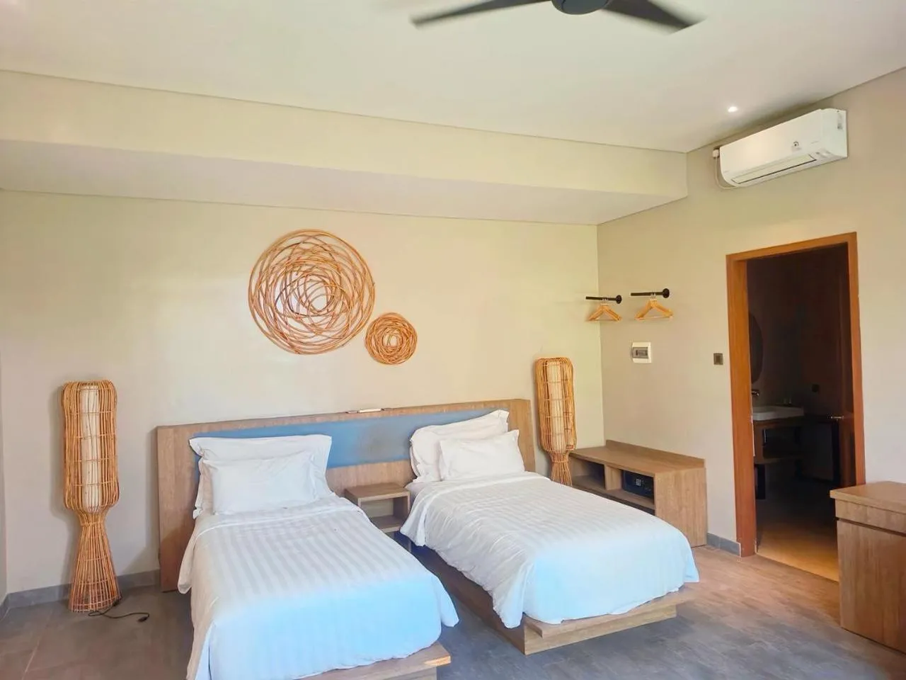 Bed in The Moonci