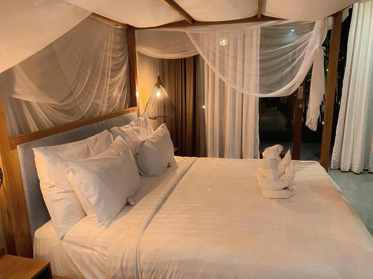 Bed in The Moonci