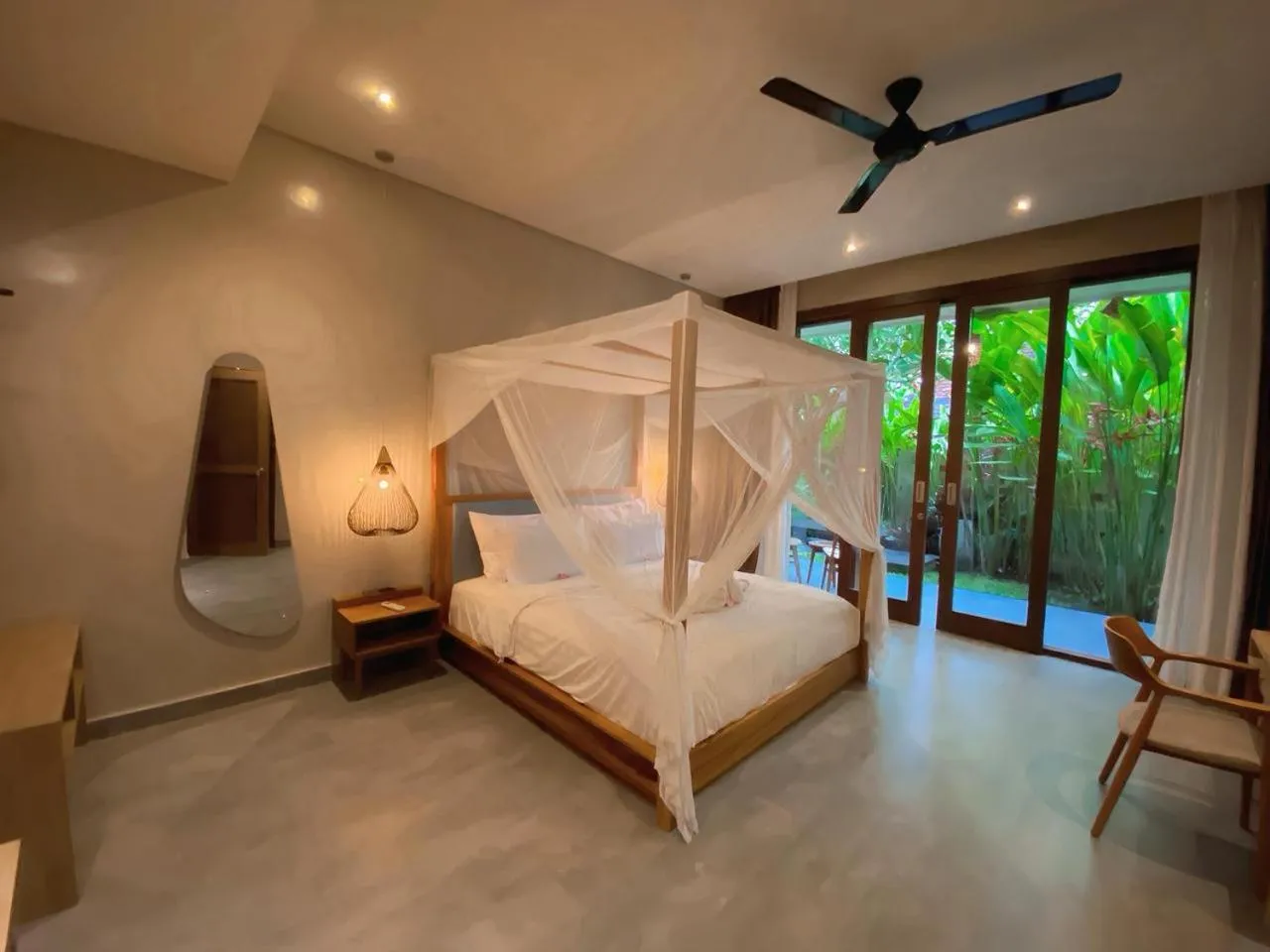 Bed in The Moonci