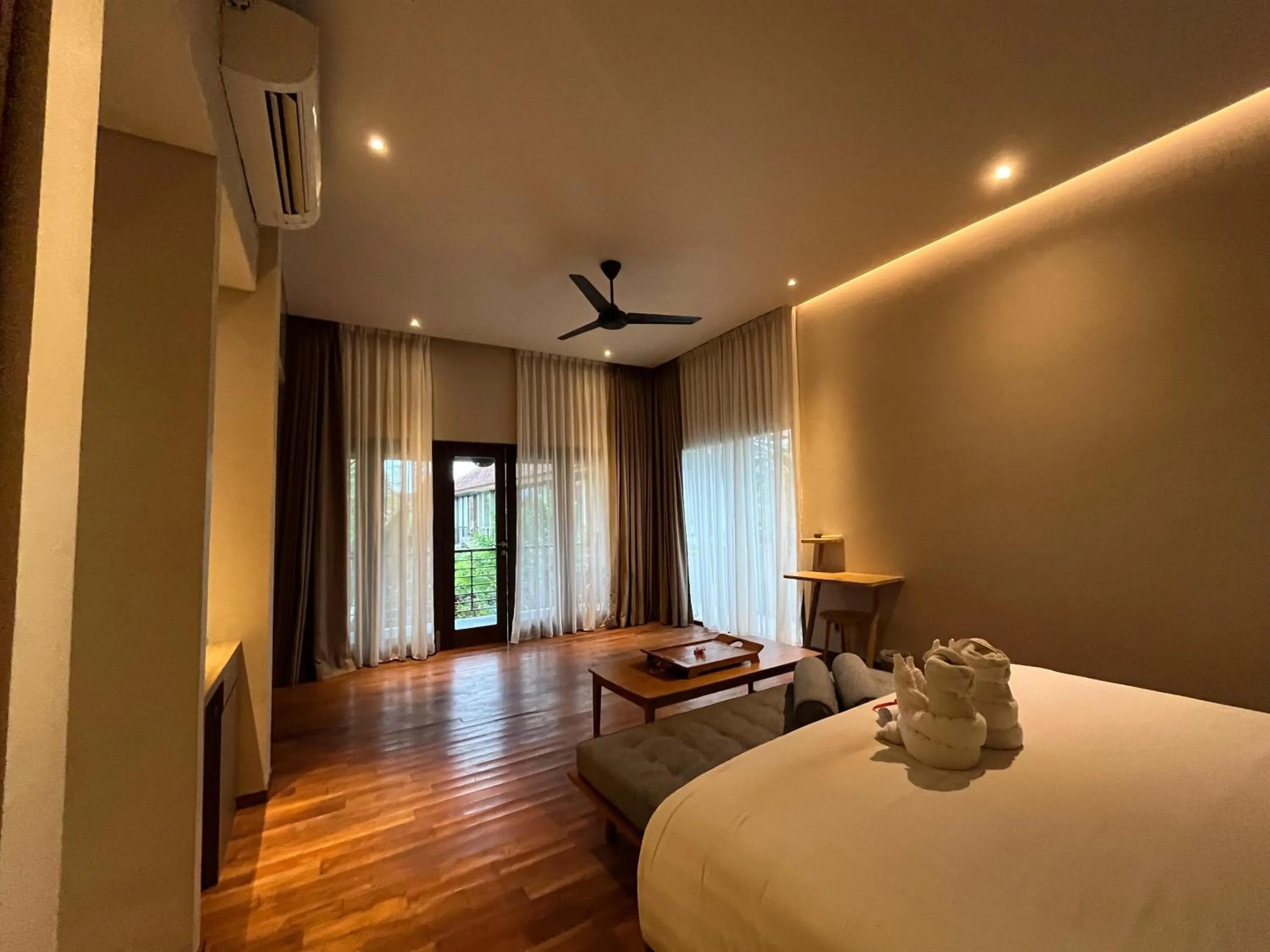 Bed in The Moonci