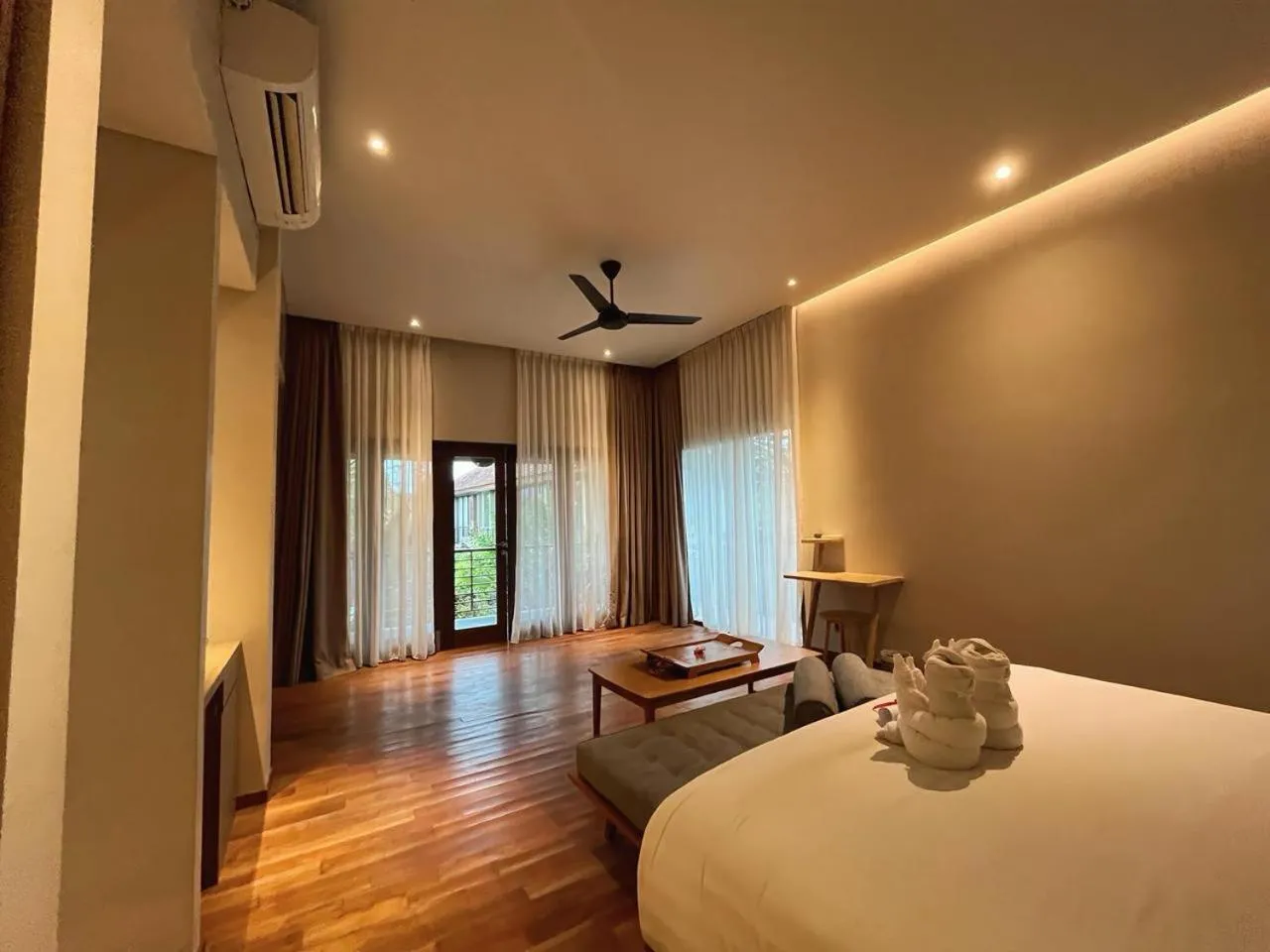 Bed in The Moonci