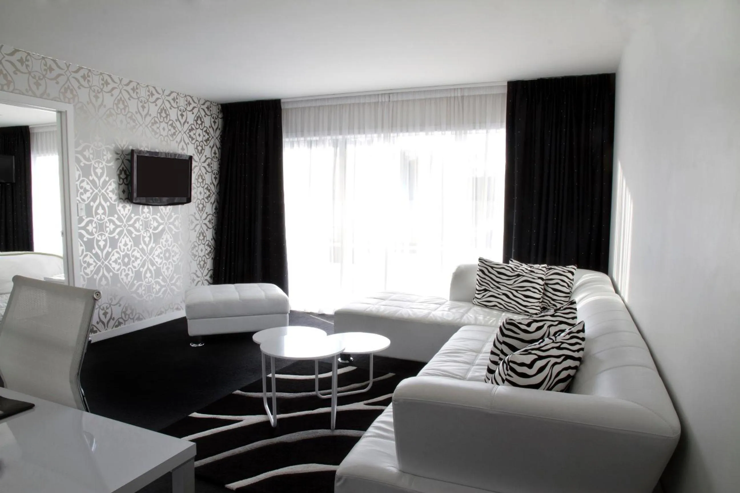 Living room in Regent of Rotorua Boutique Hotel