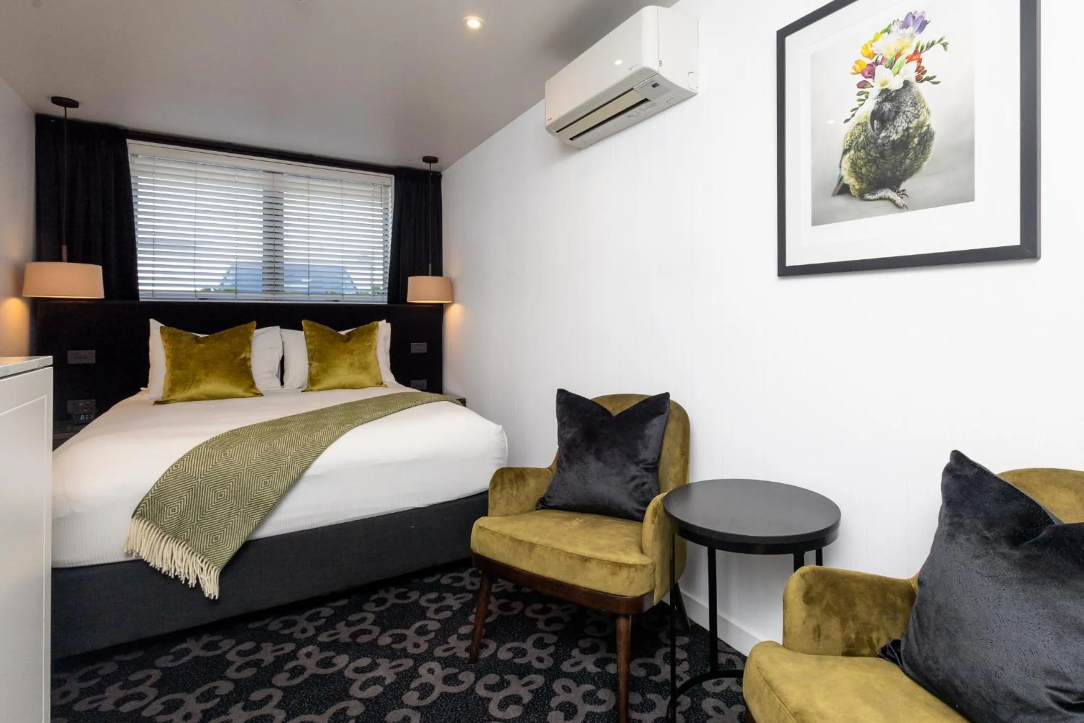 Photo of the whole room, Bed in Regent of Rotorua Boutique Hotel