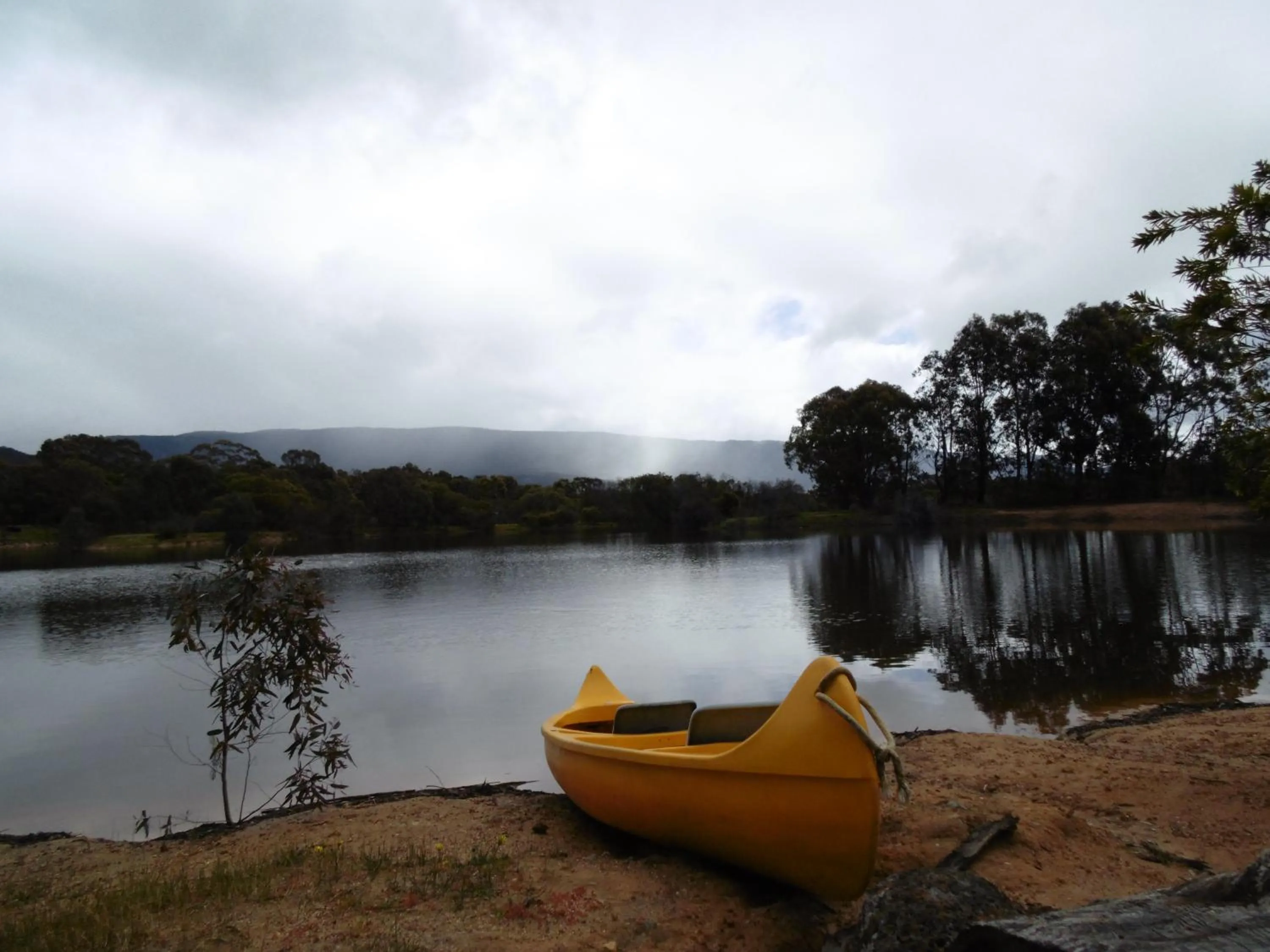 Canoeing in Grampians Getaway