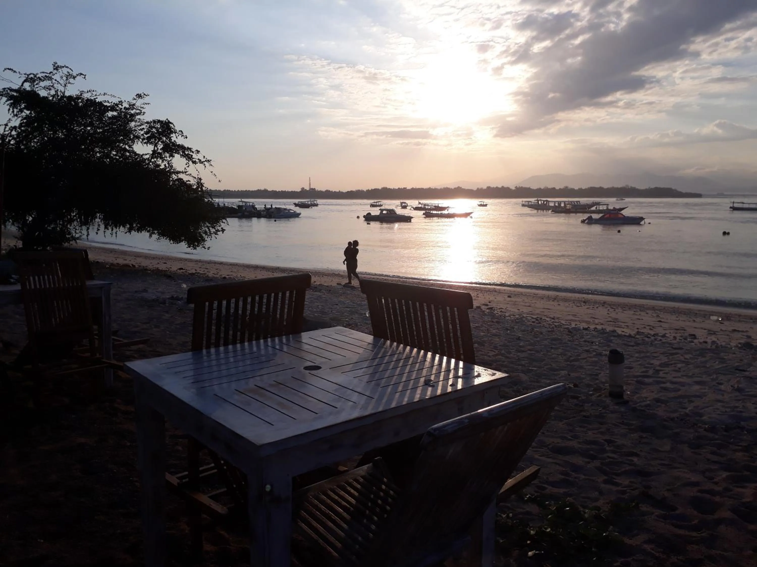 Beach in Dream Divers Resort
