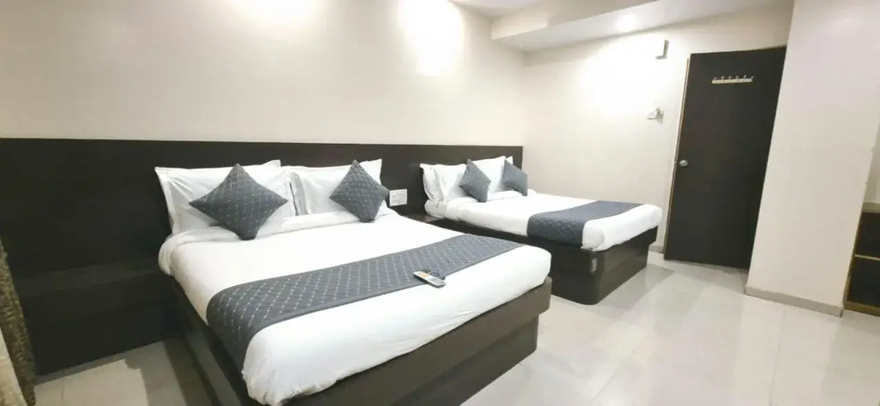 Bed in Hotel Krishna Sai Kutir Bed in Hotel Krishna Sai Kutir