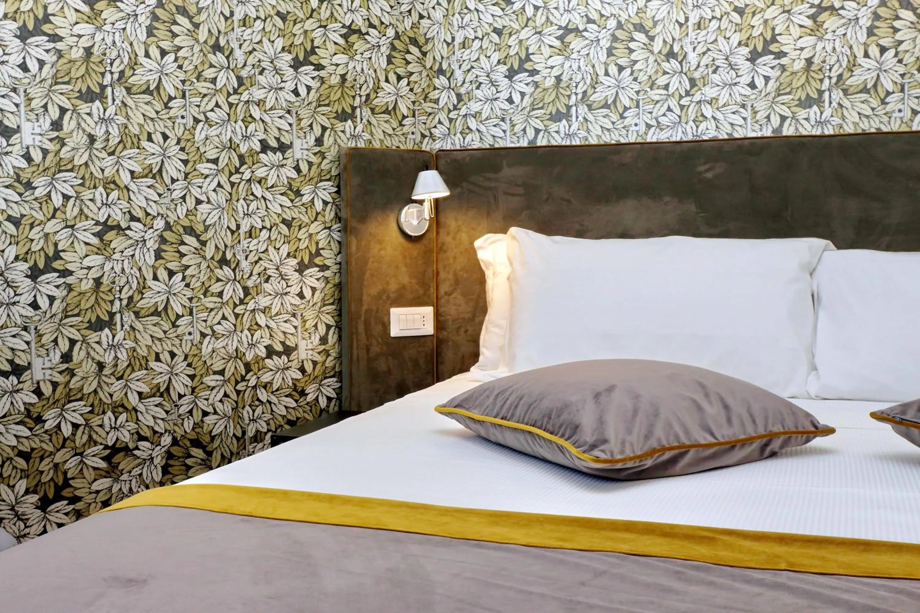 Bedroom, Bed in Opera 58 - Teatro dell'Opera Suites