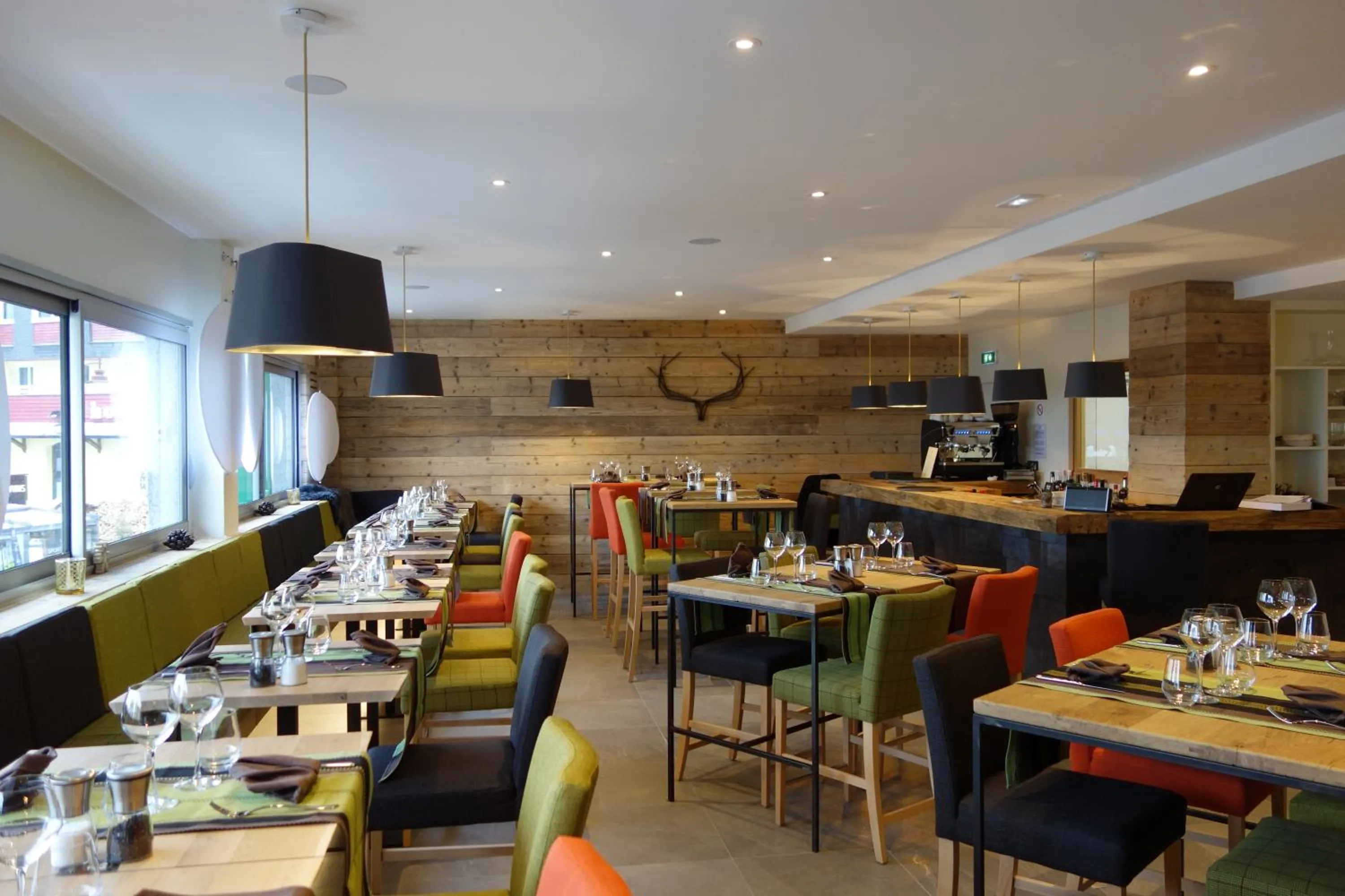 Restaurant/places to eat in Hôtel Le Grand Tétras