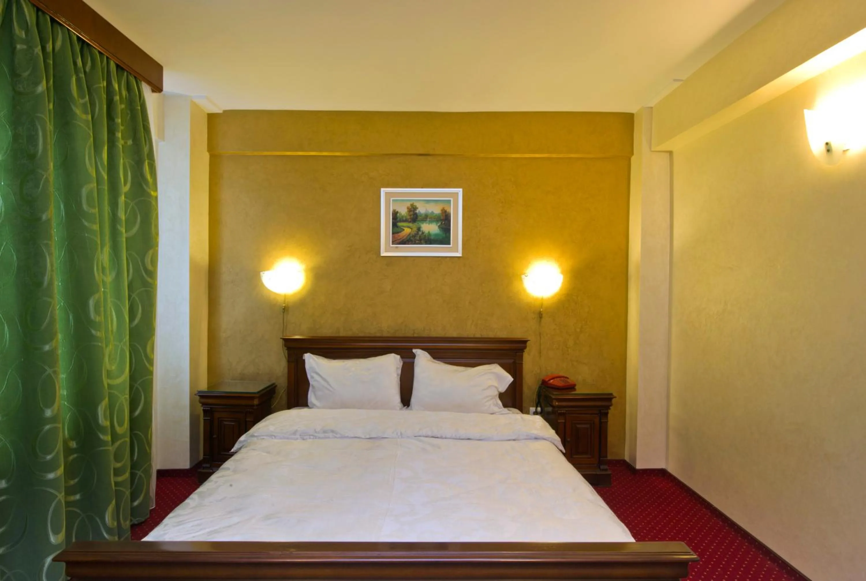 Bedroom, Bed in Hotel Bavaria