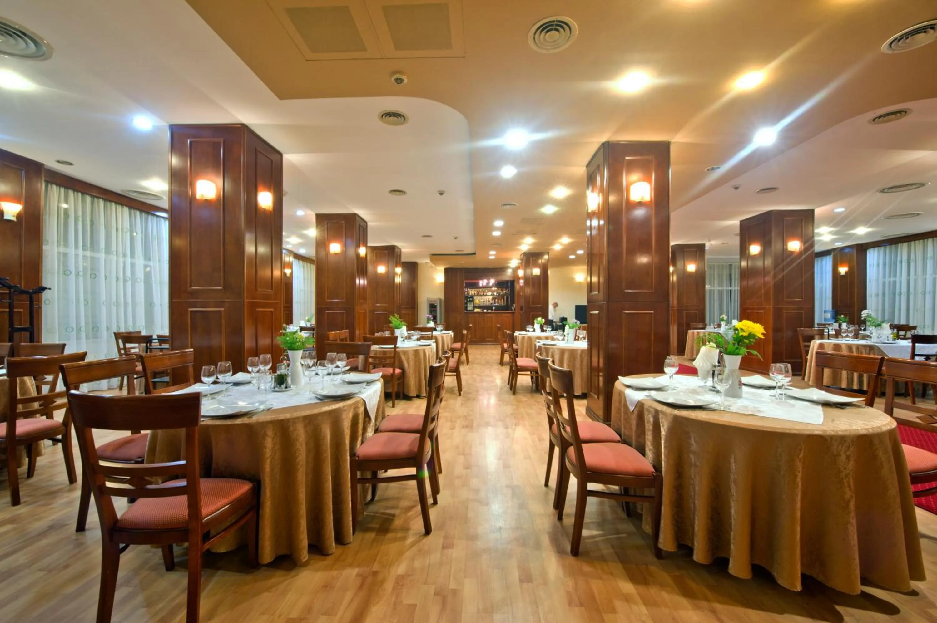 Restaurant/places to eat in Hotel Bavaria