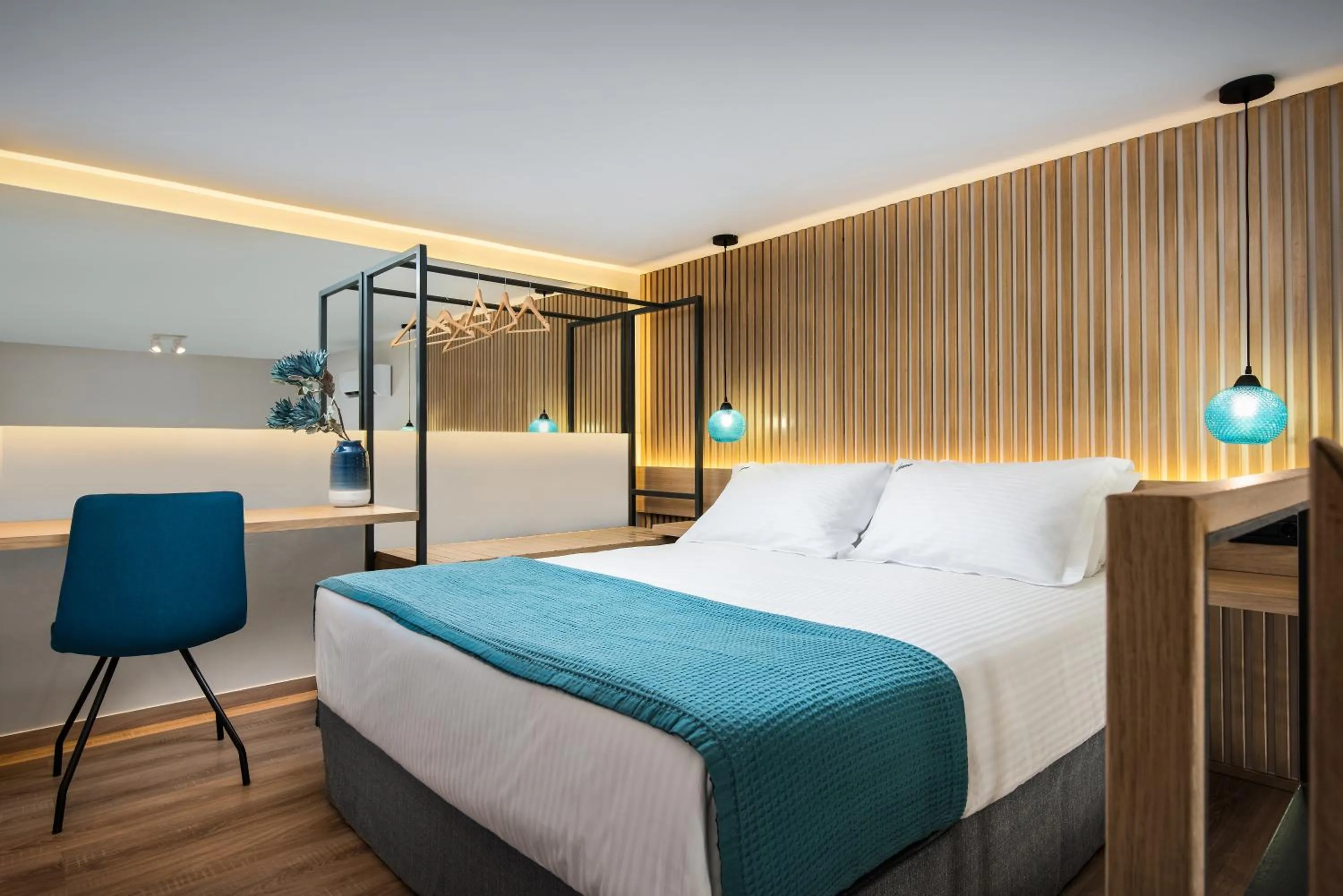 Bed in Lignum Suites Chania