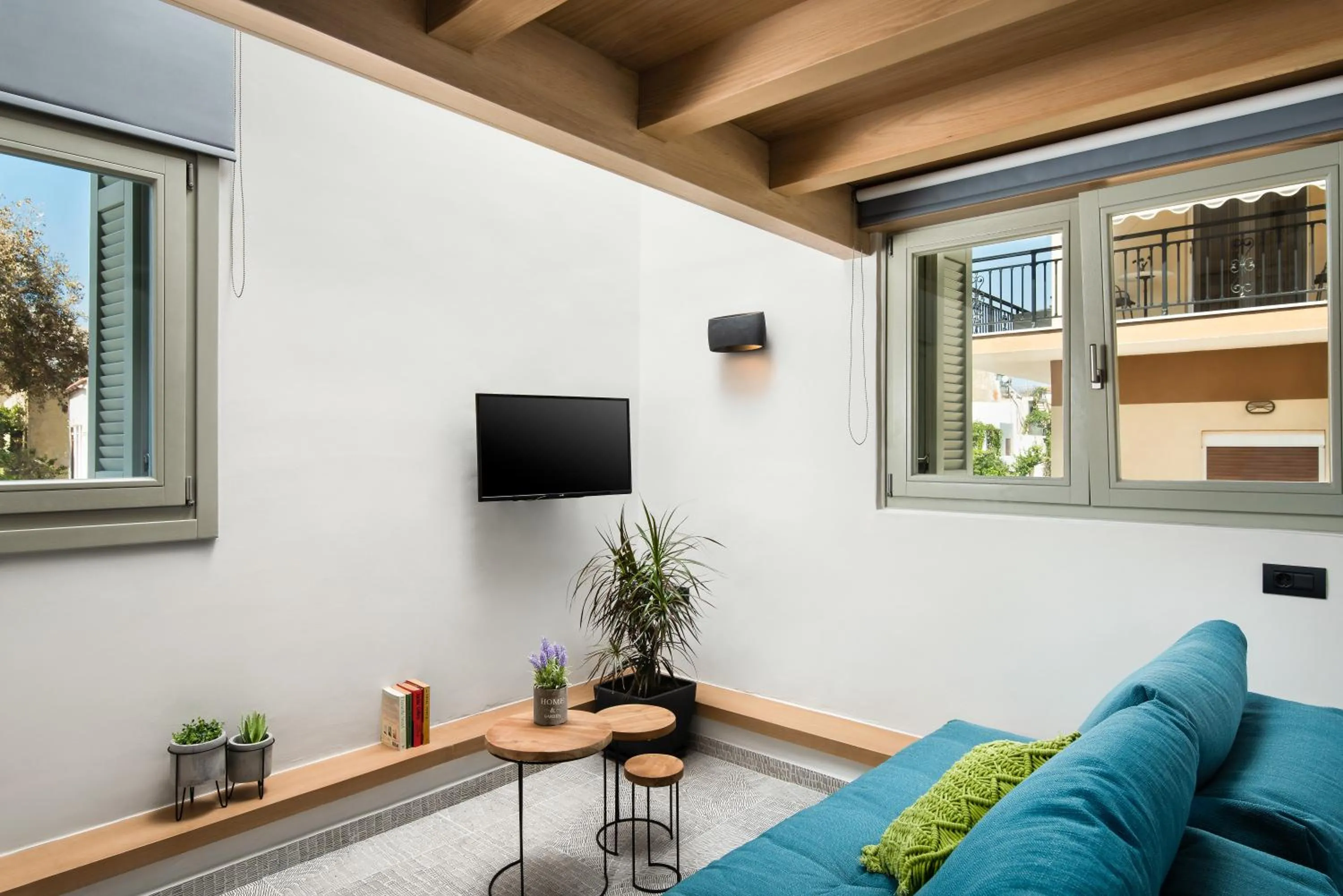 Seating area in Lignum Suites Chania