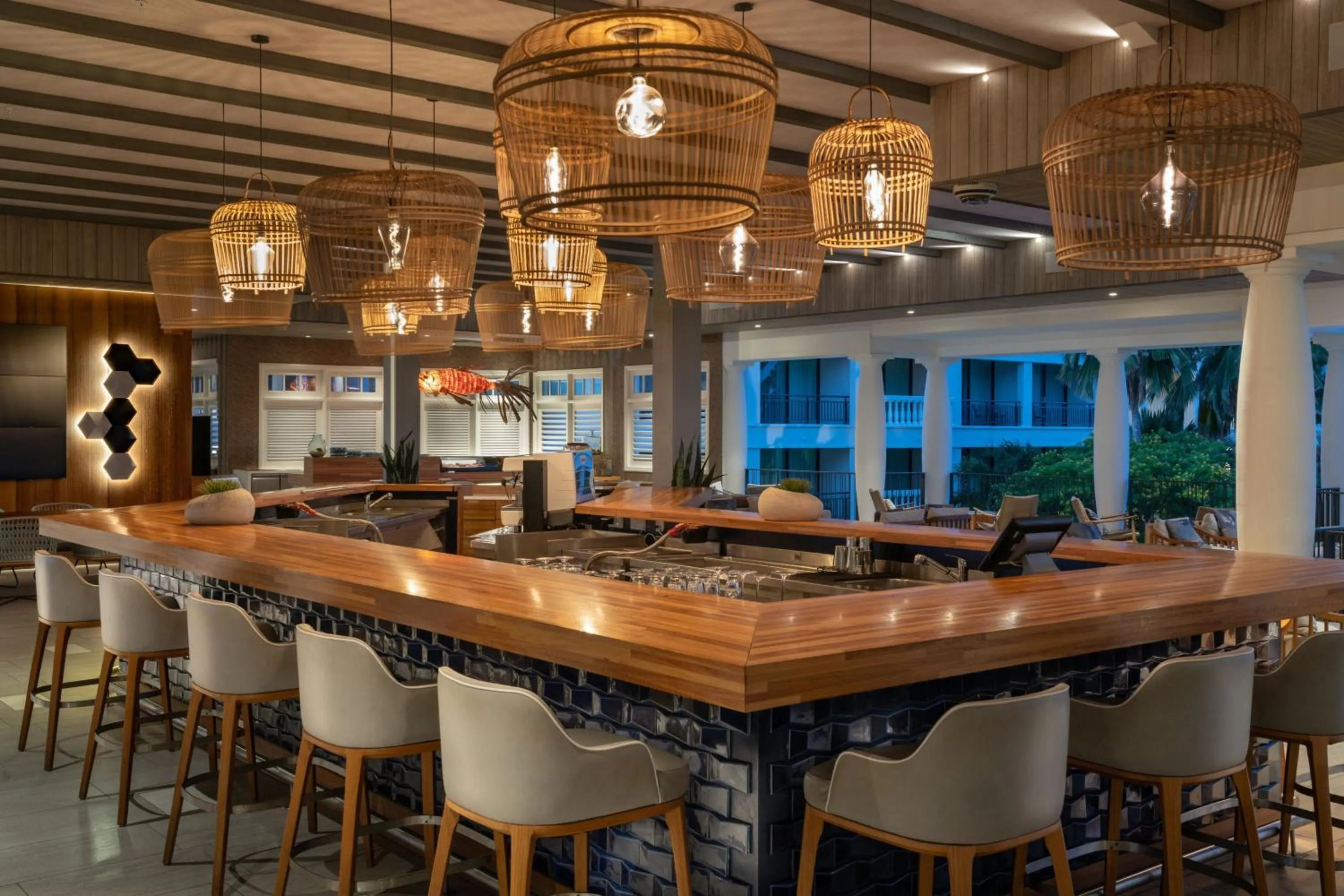 Lounge or bar in Curaçao Marriott Beach Resort