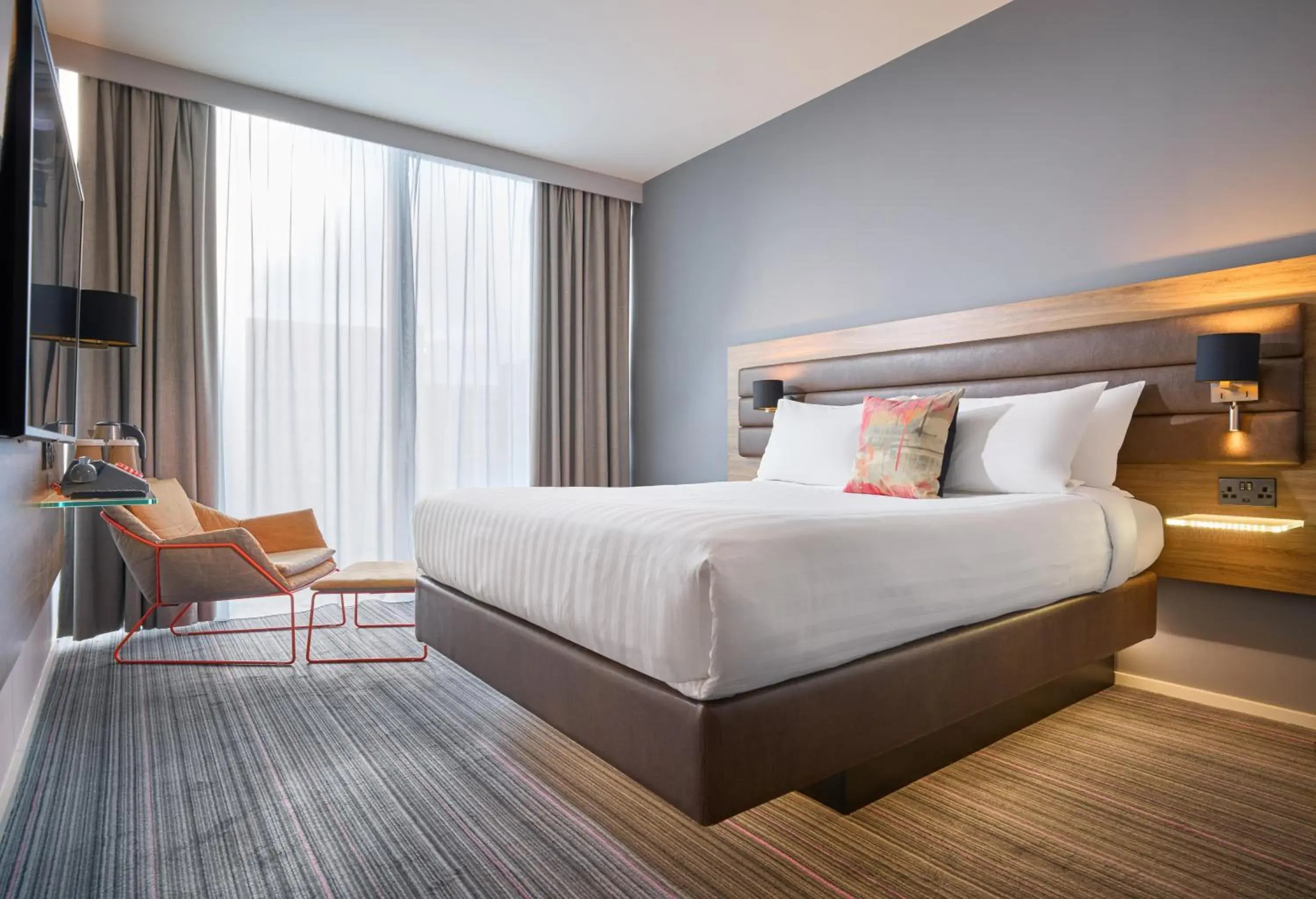 Moxy Peak Sleepers, Guest room, 1 Queen, City view in Moxy Dublin City Moxy Peak Sleepers, Guest room, 1 Queen, City view in Moxy Dublin City