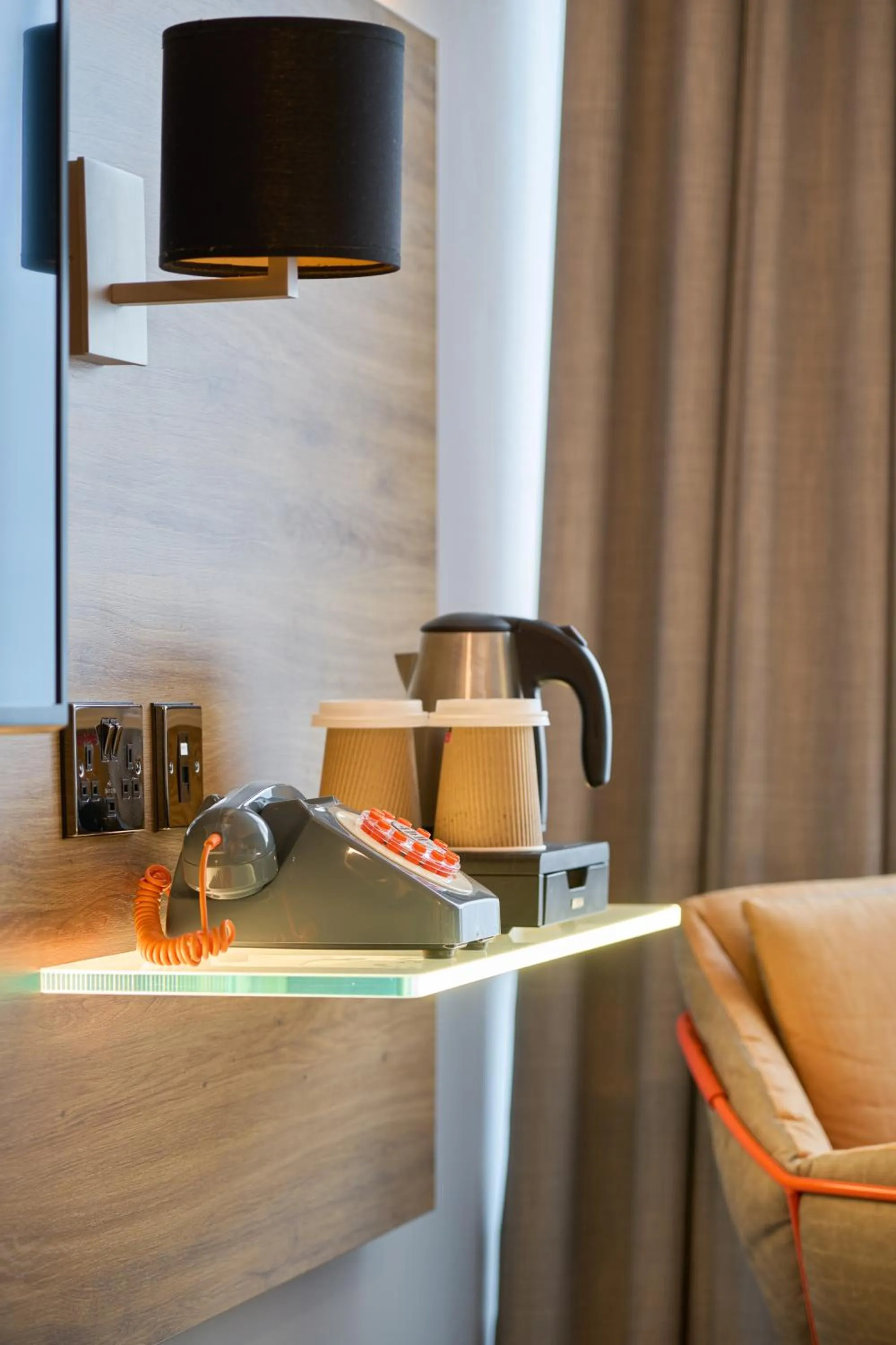 Coffee/tea facilities in Moxy Dublin City