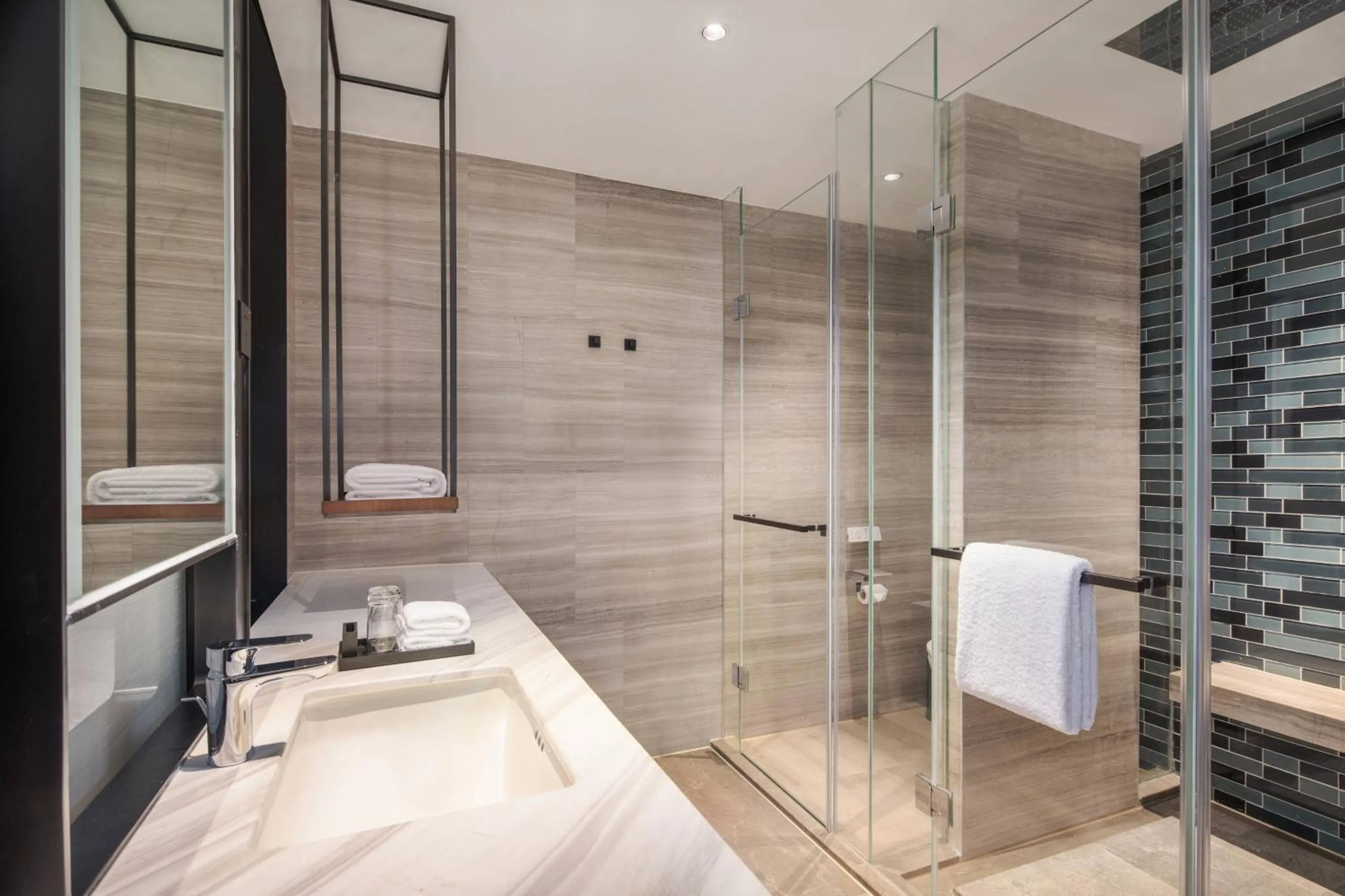 Bathroom in Fairfield by Marriott Taizhou Bay
