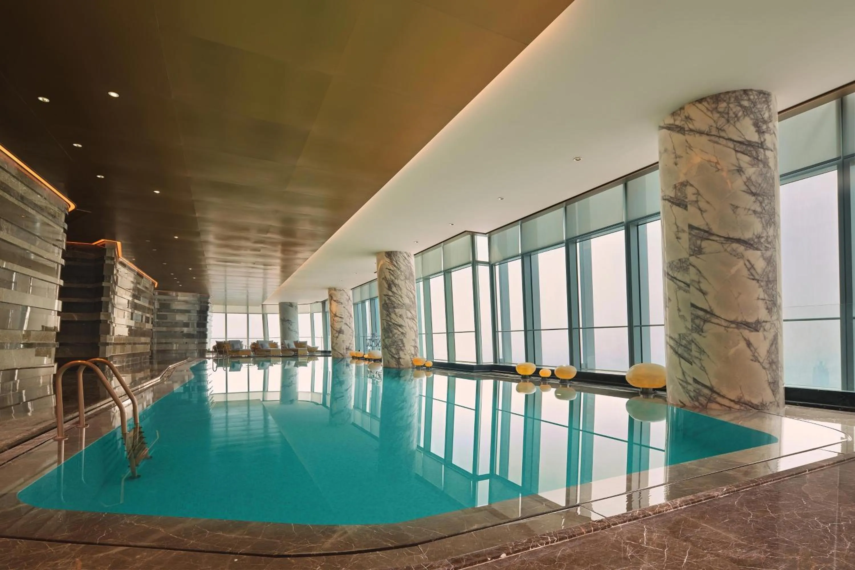 Swimming pool in Na Lotus Hotel, a Luxury Collection Hotel, Nanning
