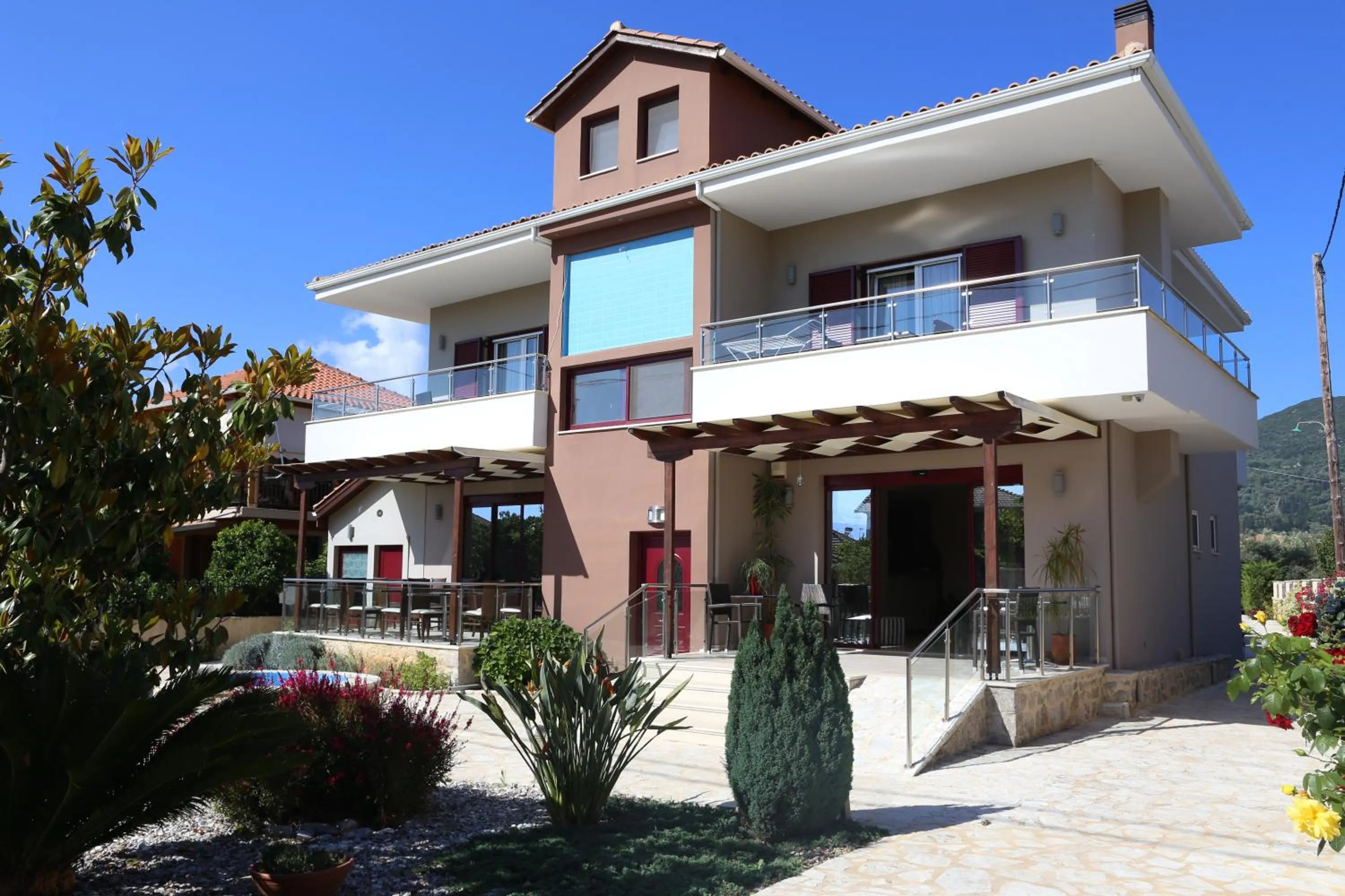 Facade/entrance in Christina Studios