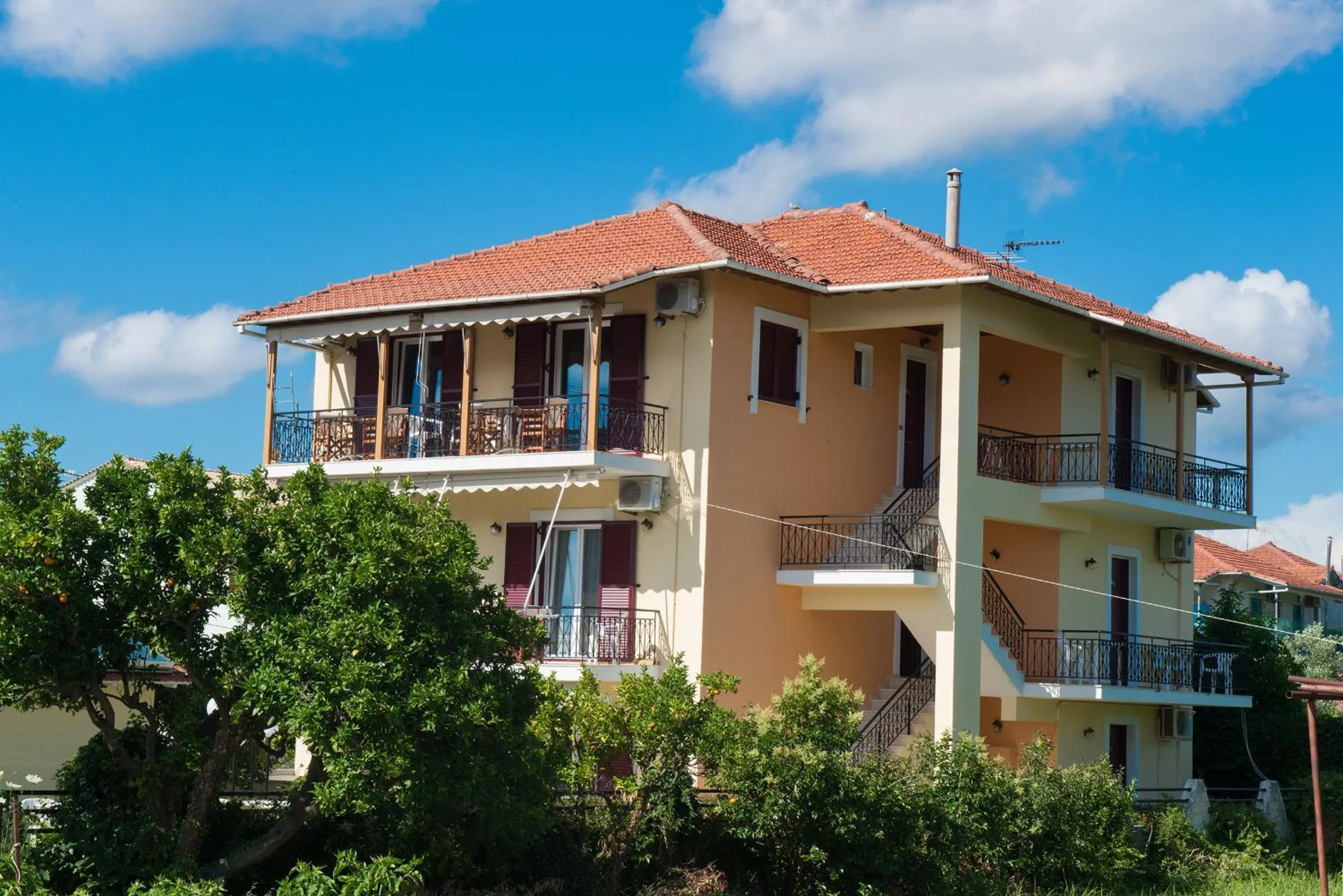 Facade/entrance in Christina Studios