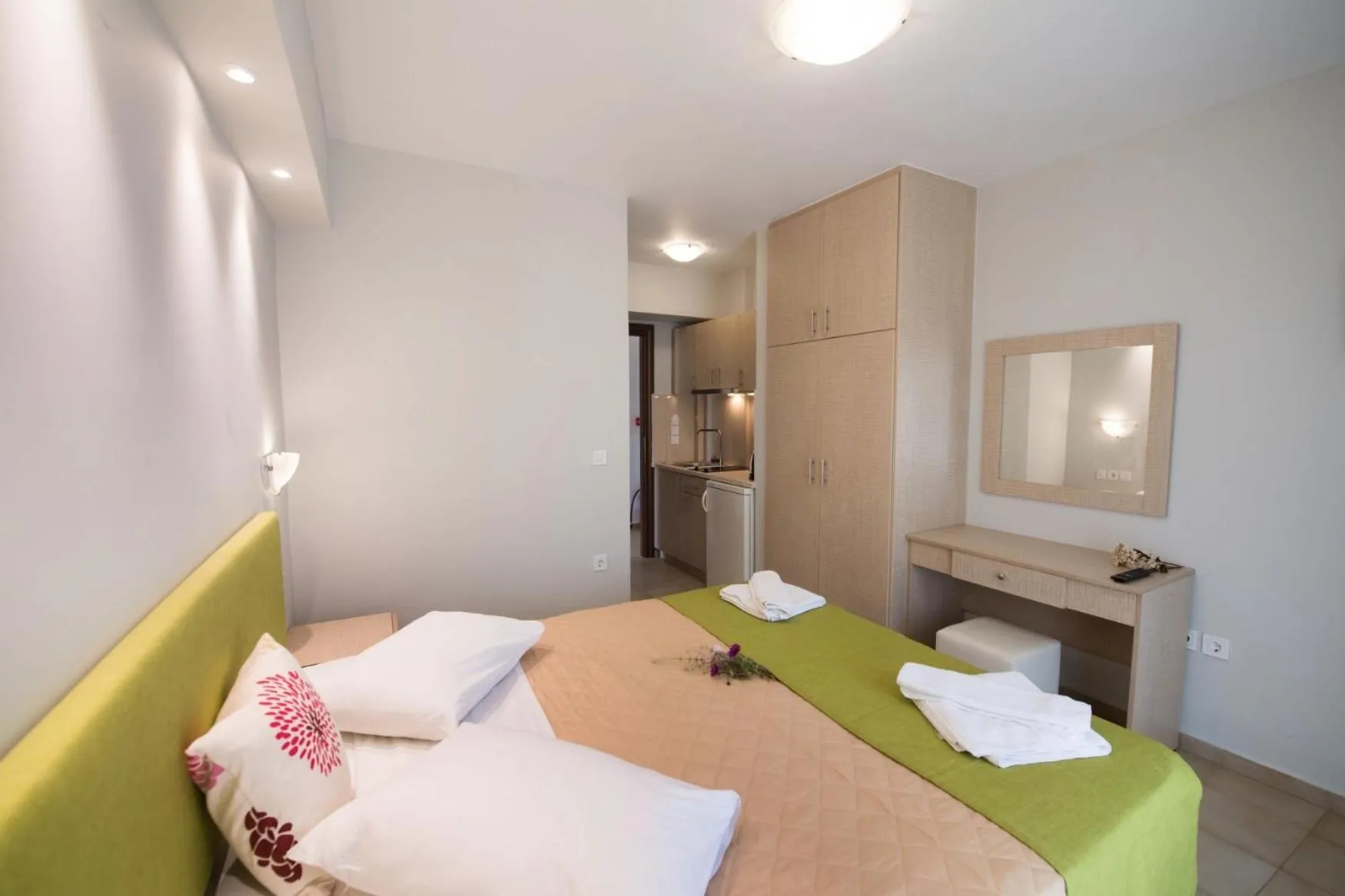 Bed in Christina Studios