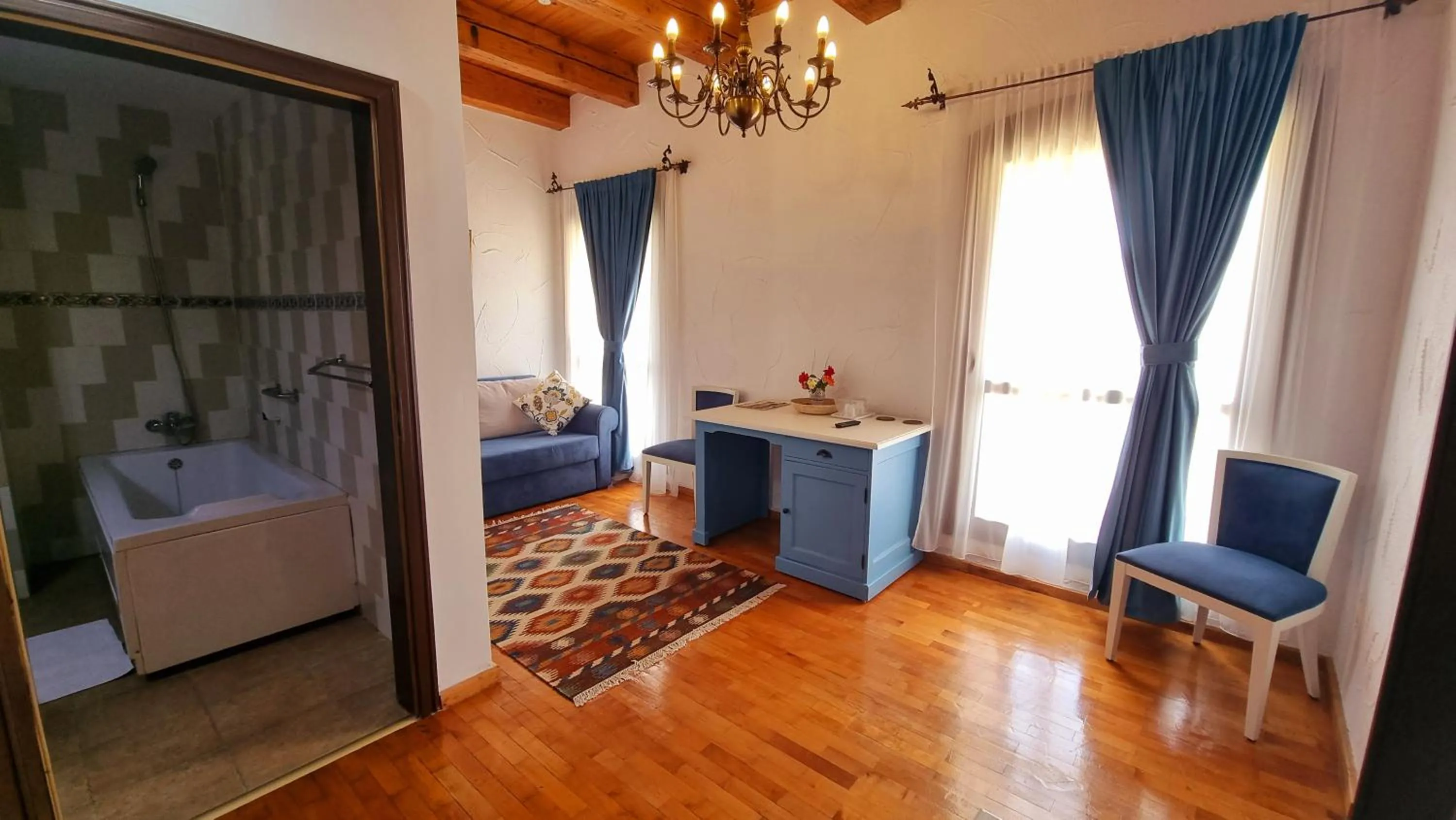One-Bedroom Apartment in Hanul Moara cu Noroc