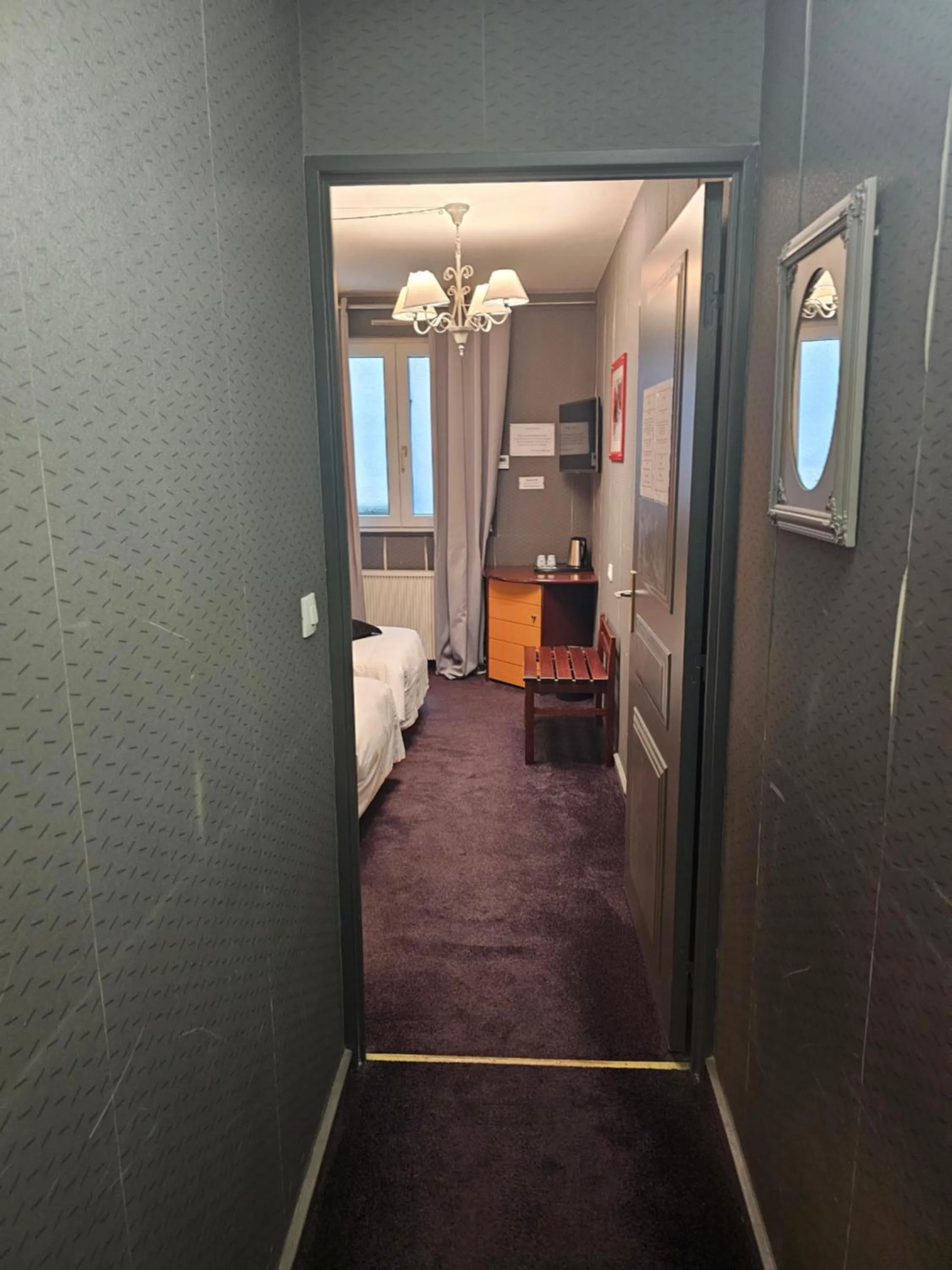 Photo of the whole room, Bed in Hôtel 1er Consul Rouen