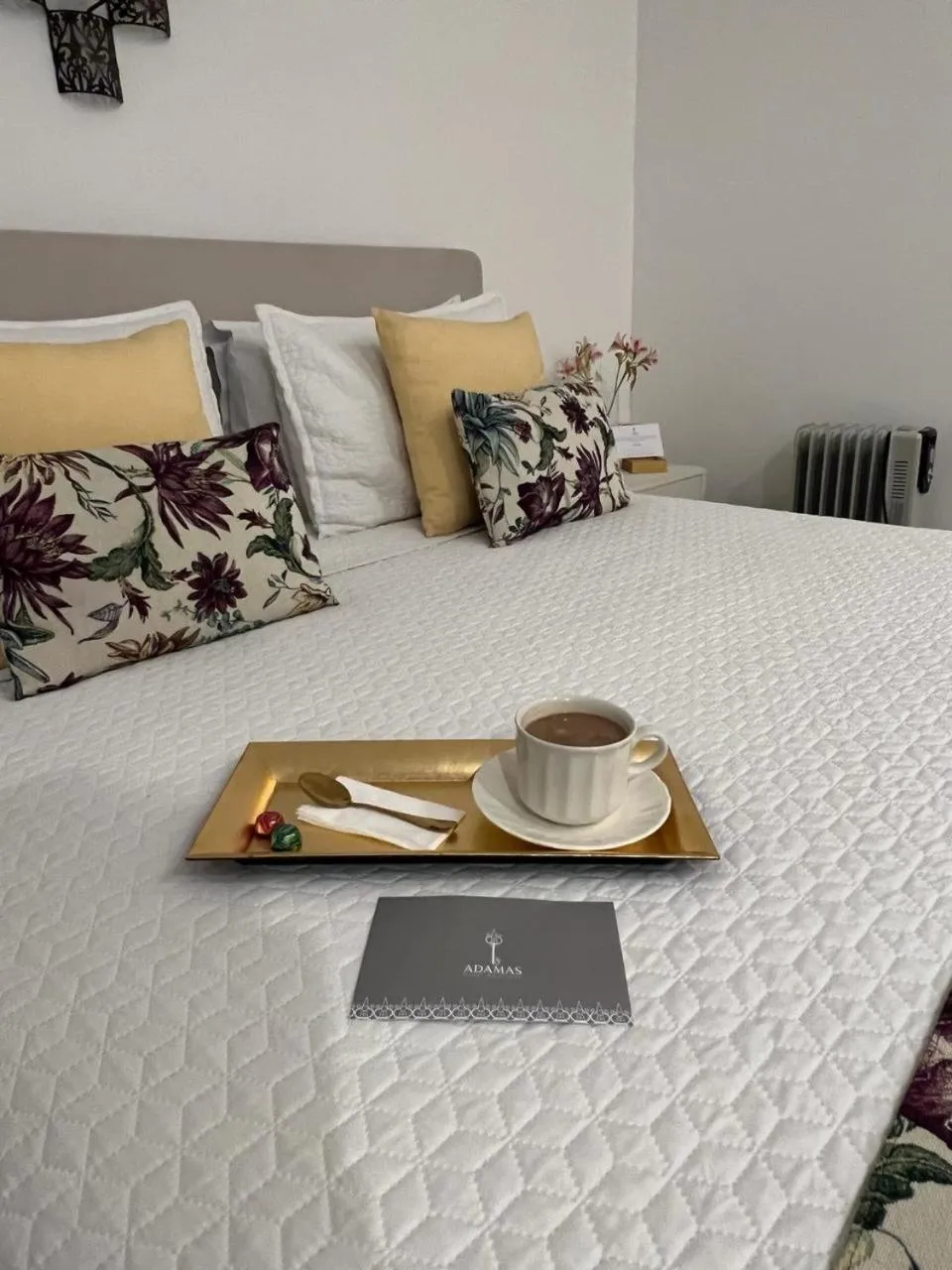 Bed in Adamas House Hotel Boutique