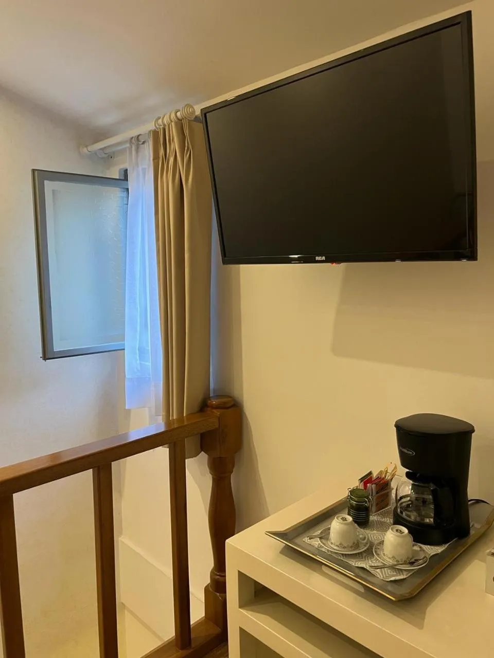 TV and multimedia in Adamas House Hotel Boutique