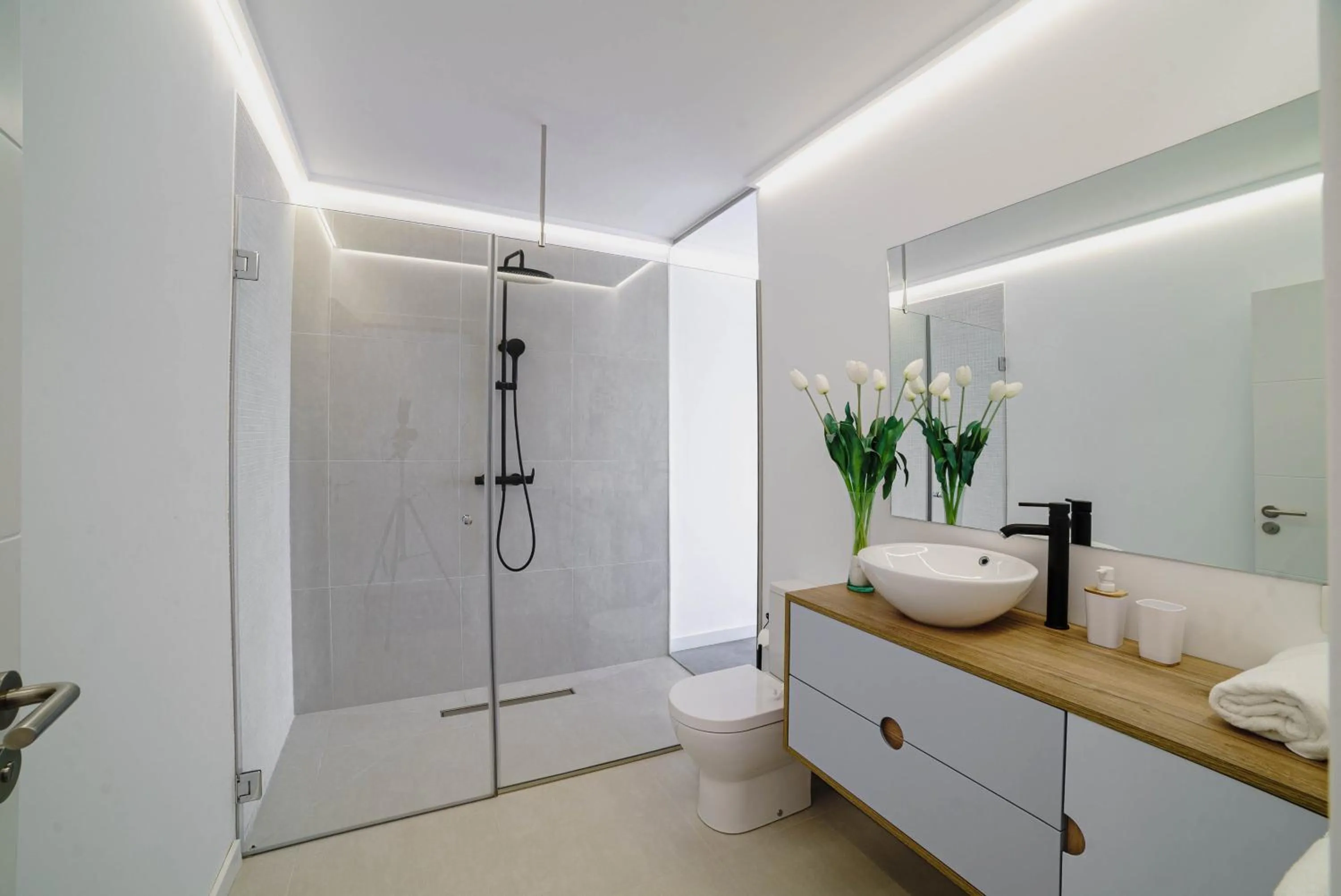 Bathroom in Villa Carlota Costa Adeje