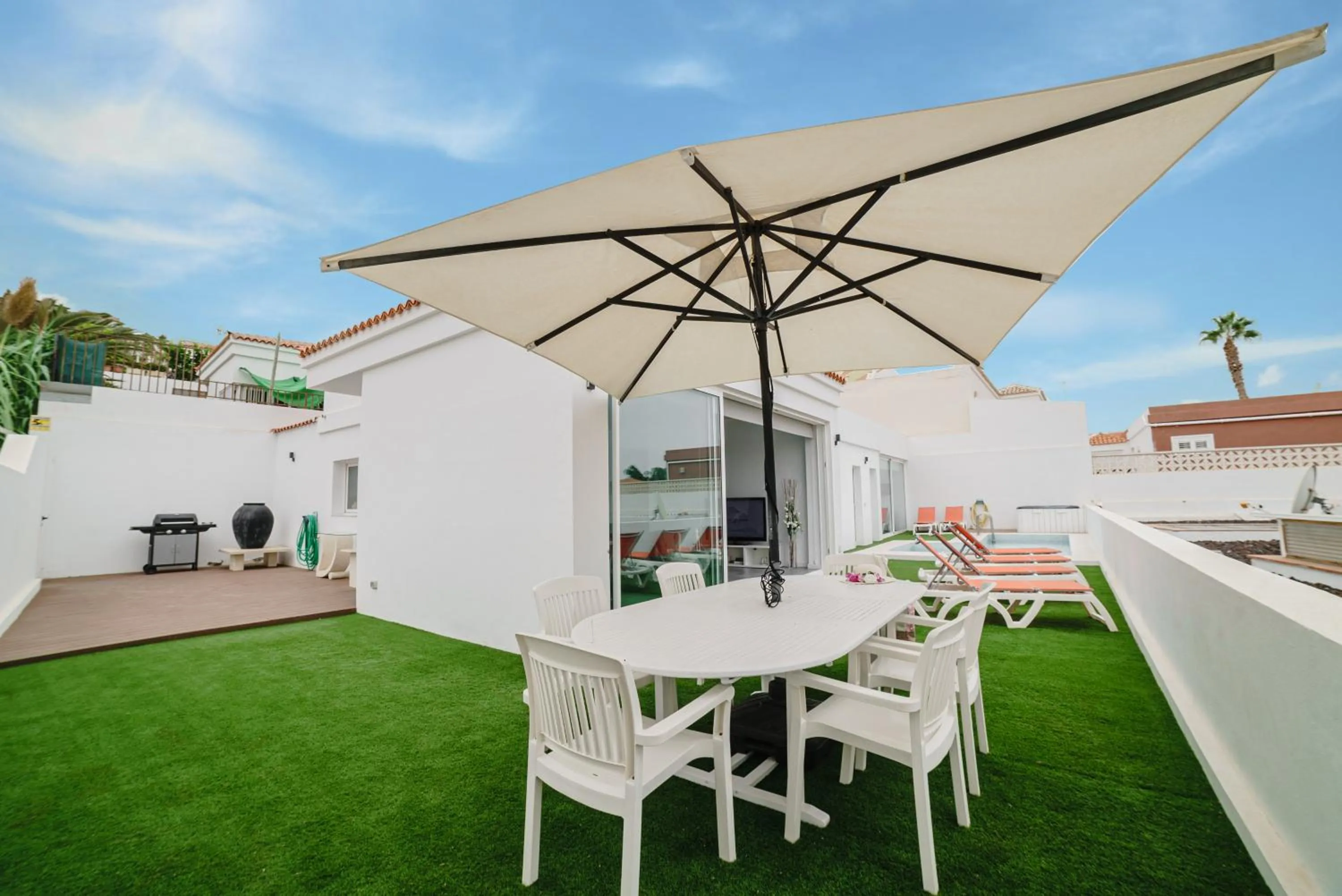 Property building in Villa Carlota Costa Adeje