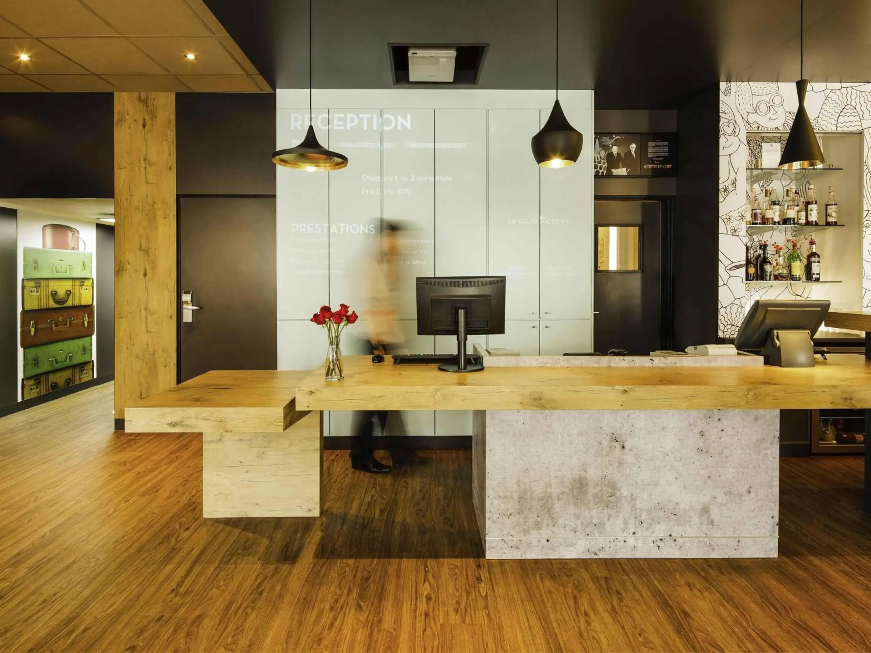 Property building in ibis Versailles Château Property building in ibis Versailles Château