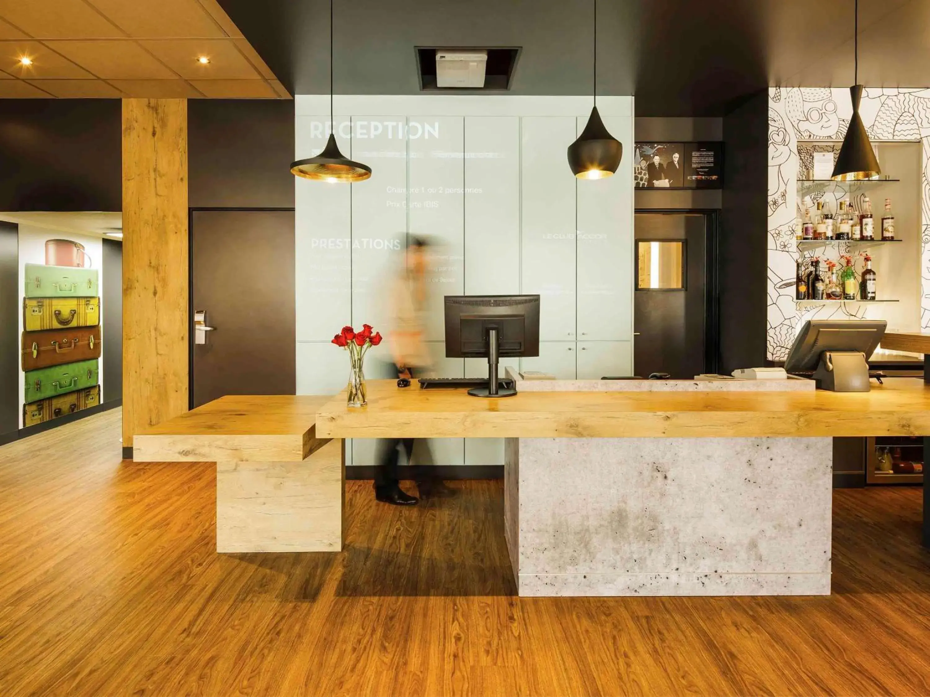 Property building in ibis Versailles Château Property building in ibis Versailles Château