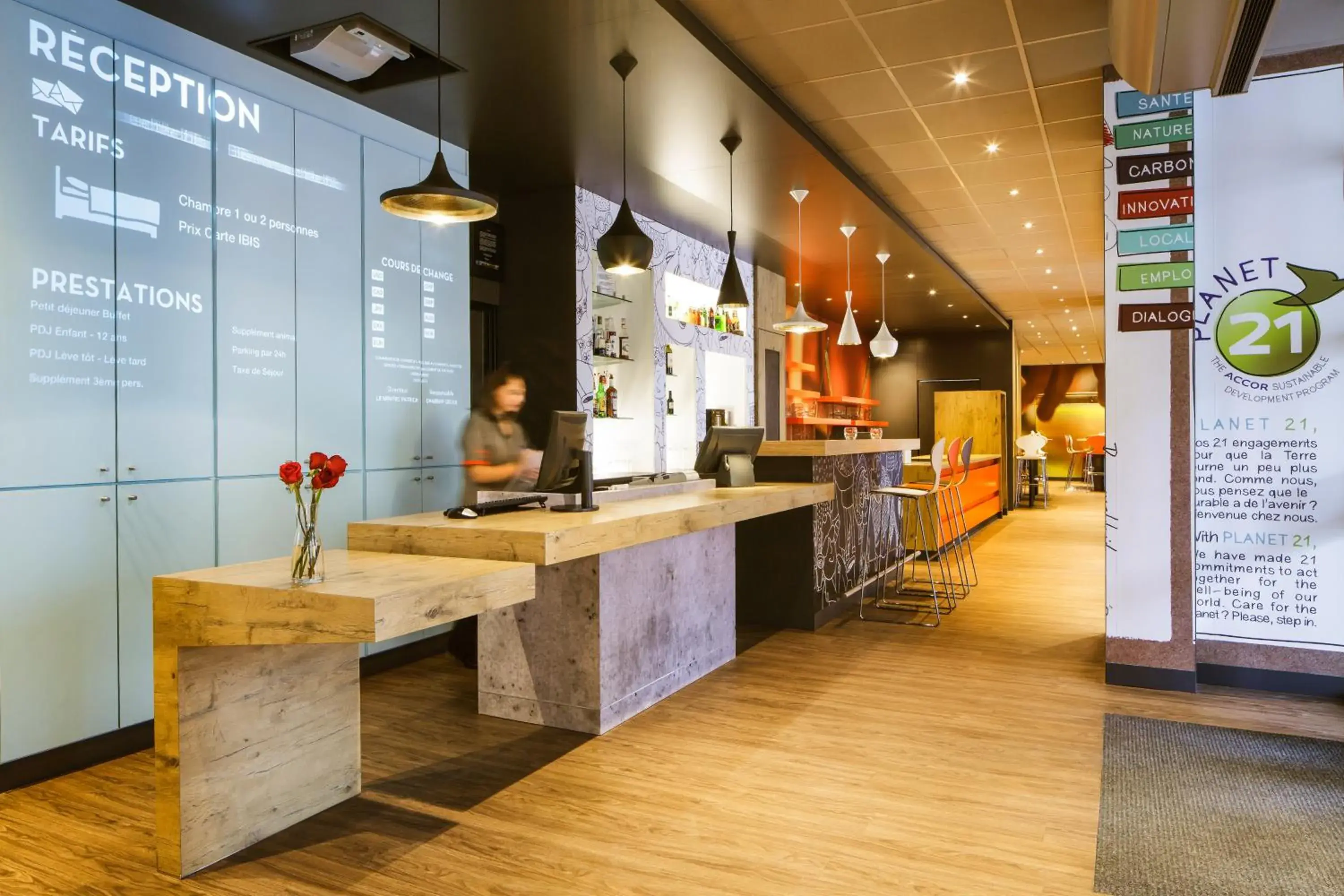 Restaurant/places to eat in ibis Versailles Château Restaurant/places to eat in ibis Versailles Château