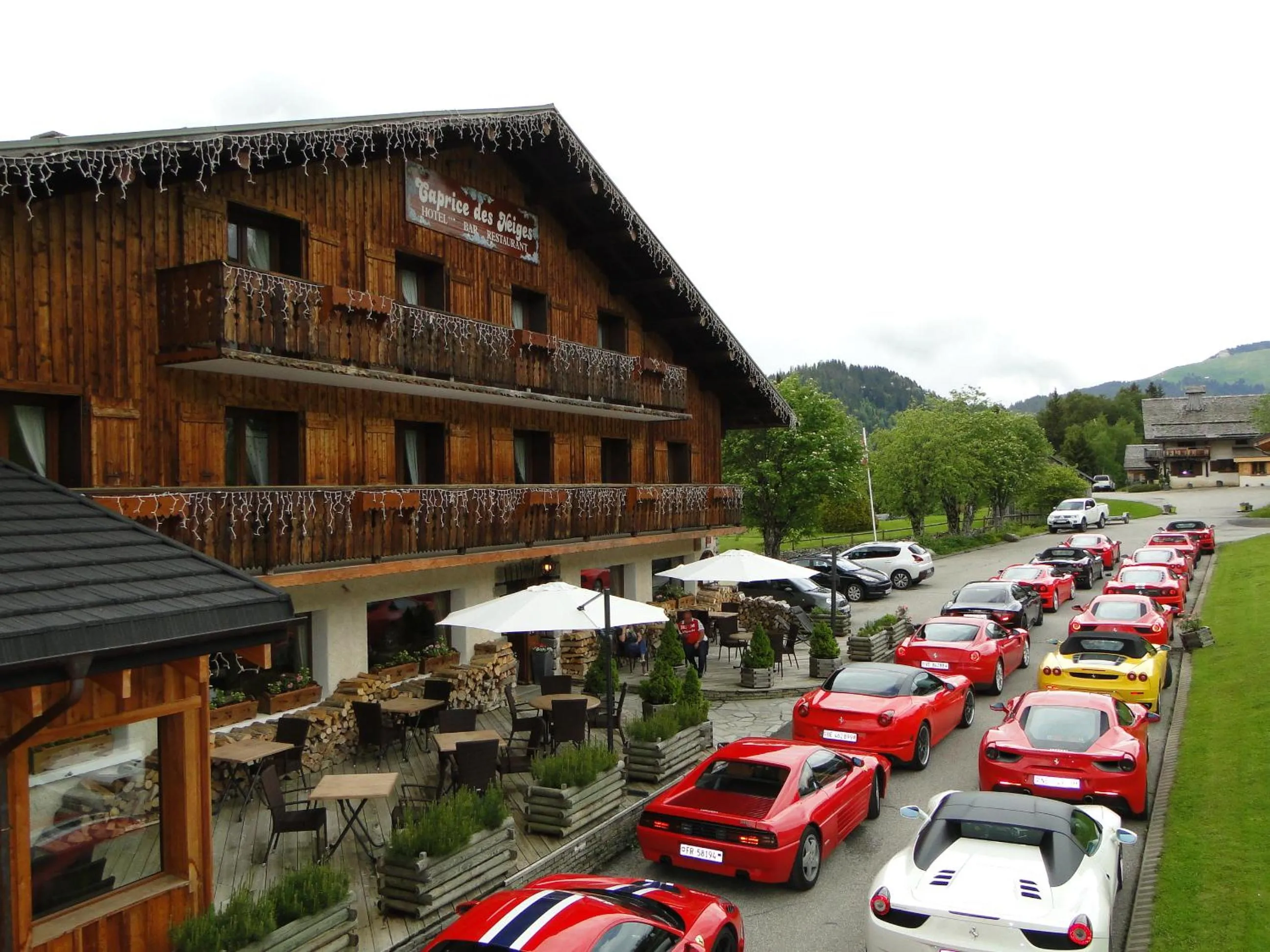 Property building in Le Caprice Des Neiges