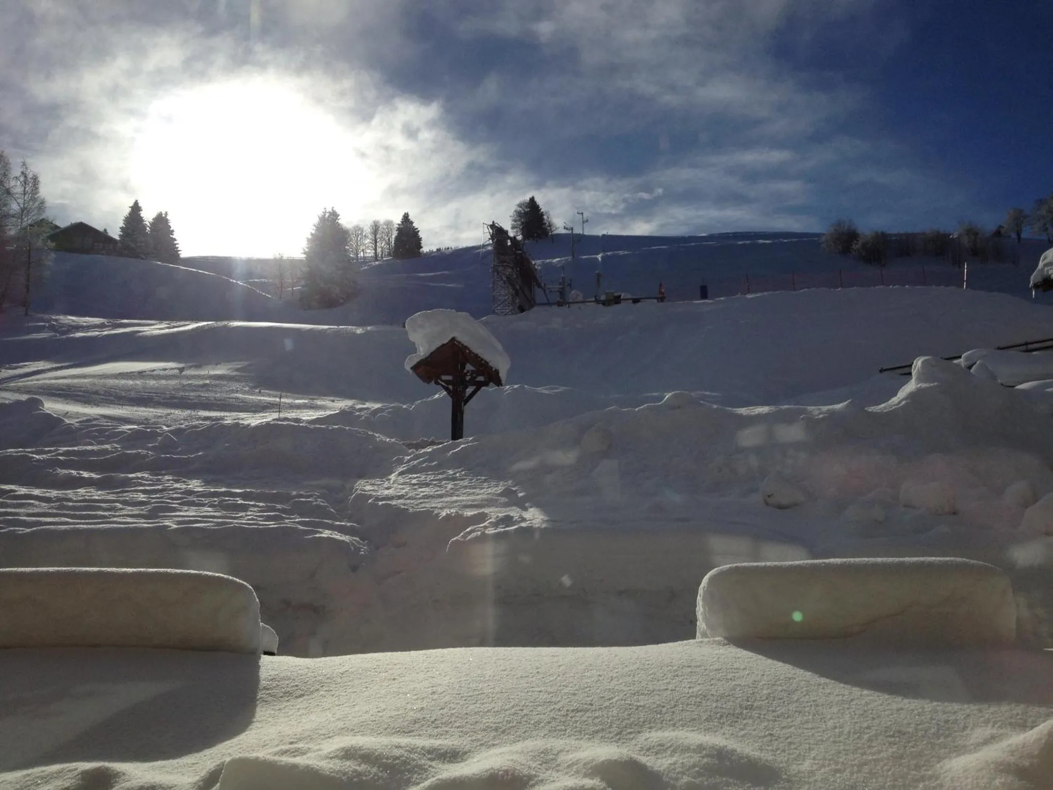 Skiing in Le Caprice Des Neiges