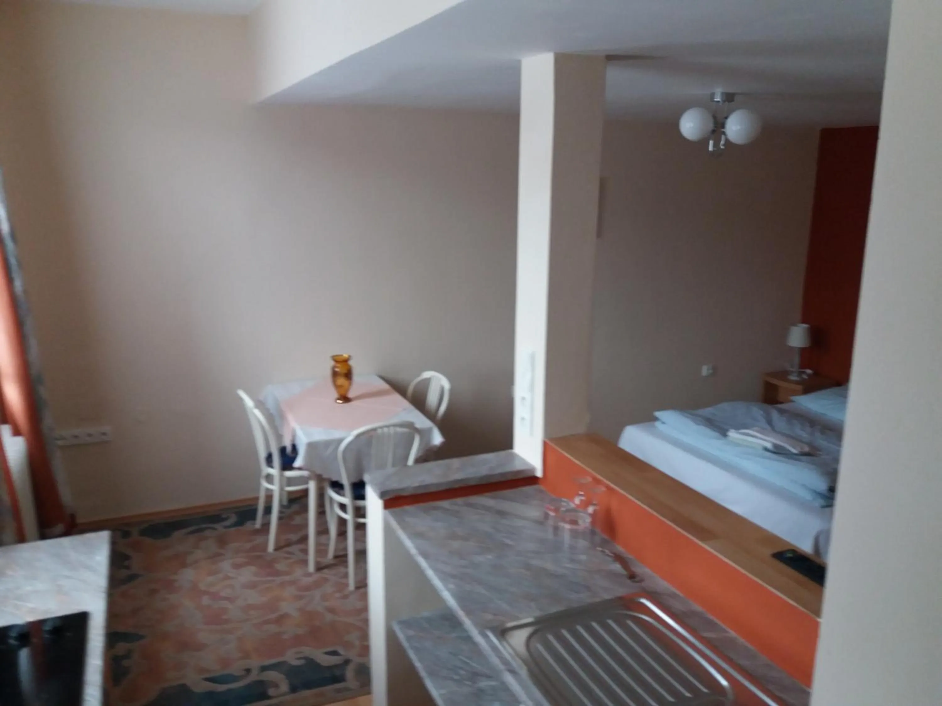 Dining area, Bed in Apartmány Sedmikráska