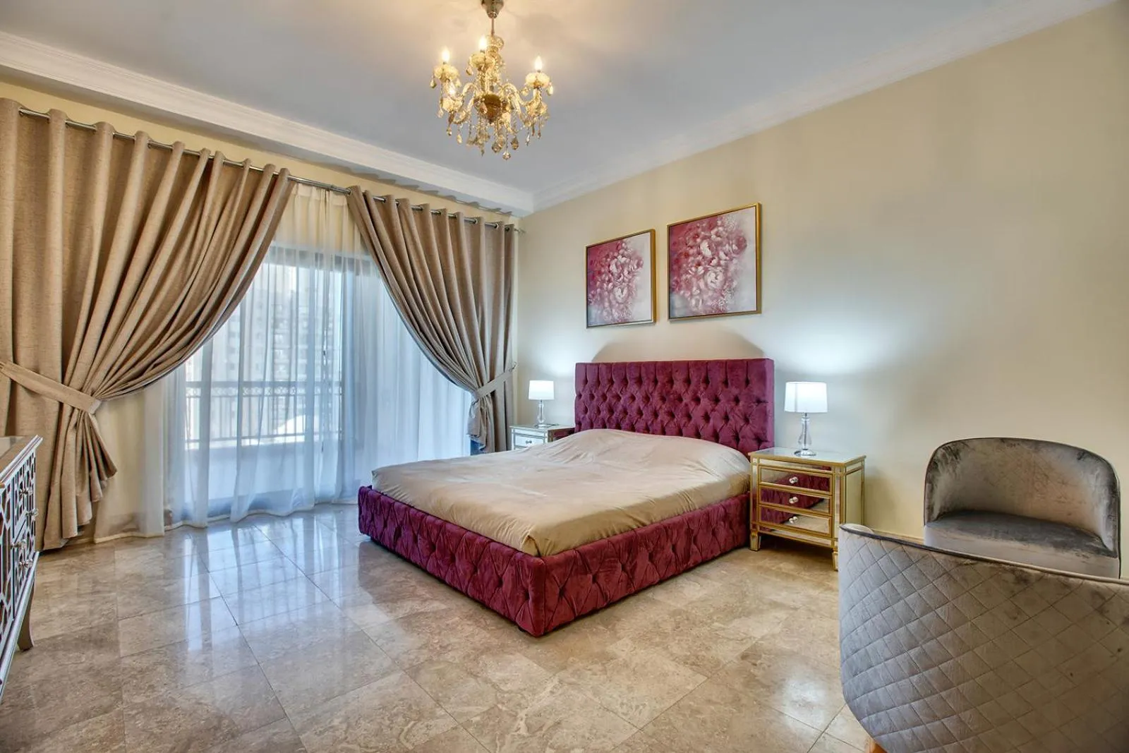 Bed in South & North Residence Palm Jumeirah