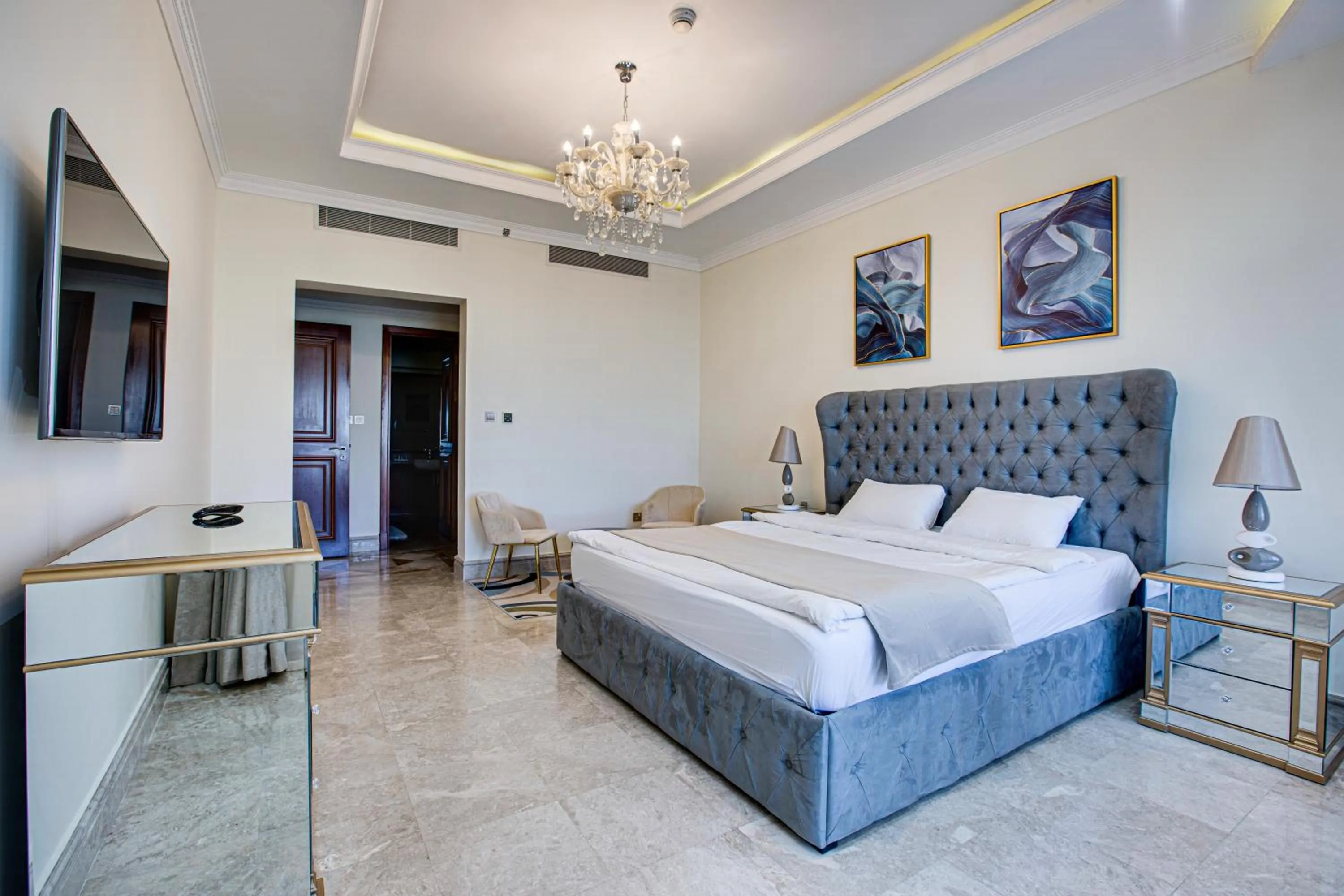 Bed in South & North Residence Palm Jumeirah